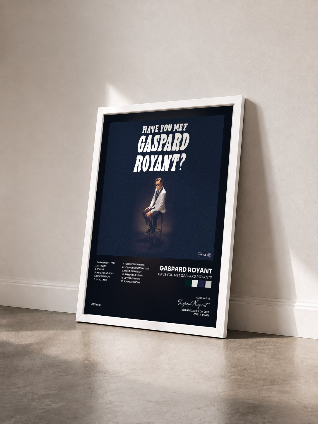 #blanc Tableau de l'album Have You Met Gaspard Royant? de Gaspard Royant vu de trois quarts, cadre blanc