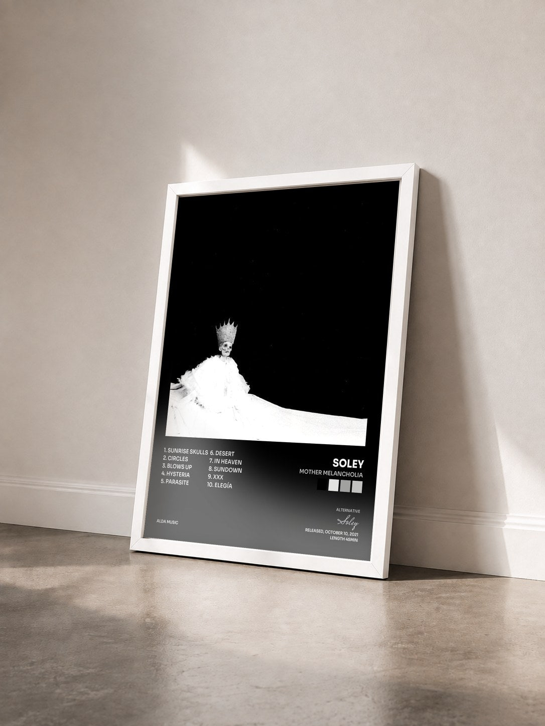 #blanc Tableau de l'album Mother Melancholia de Soley vu de trois quarts, cadre blanc