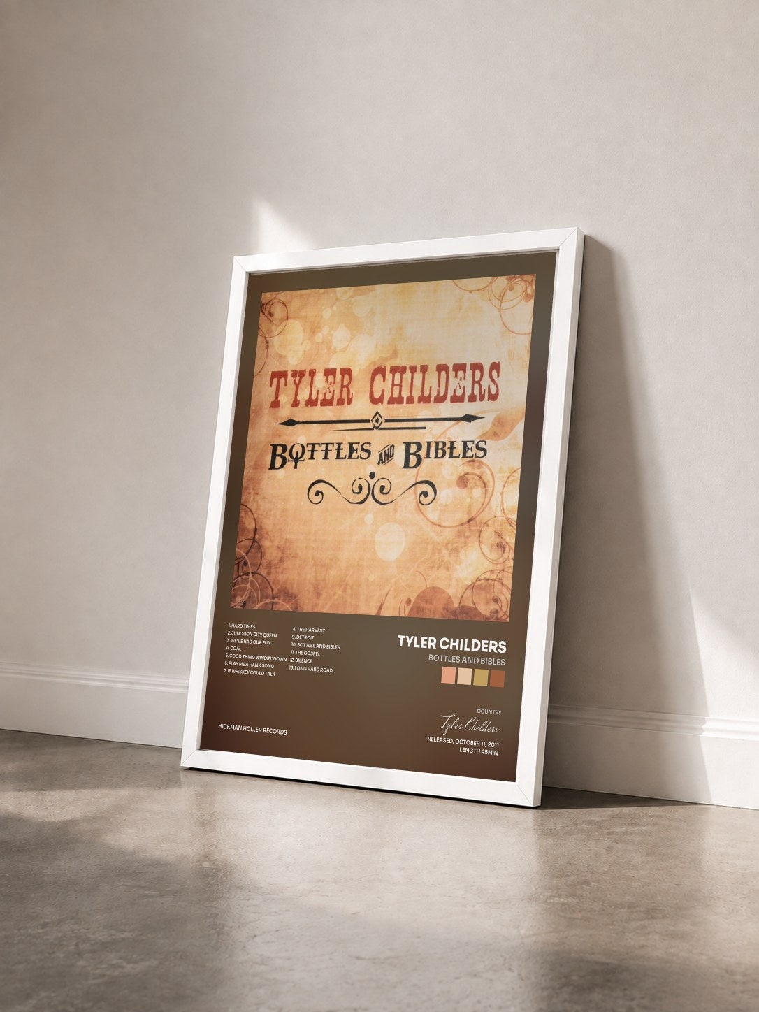 #blanc Tableau de l'album Bottles and Bibles de Tyler Childers vu de trois quarts, cadre blanc