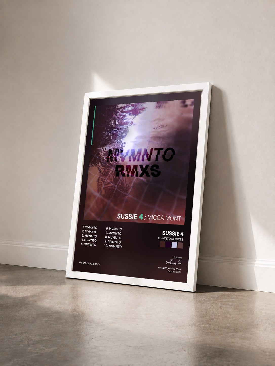 #blanc Tableau de l'album Mvmnto Remixes de Sussie 4 vu de trois quarts, cadre blanc