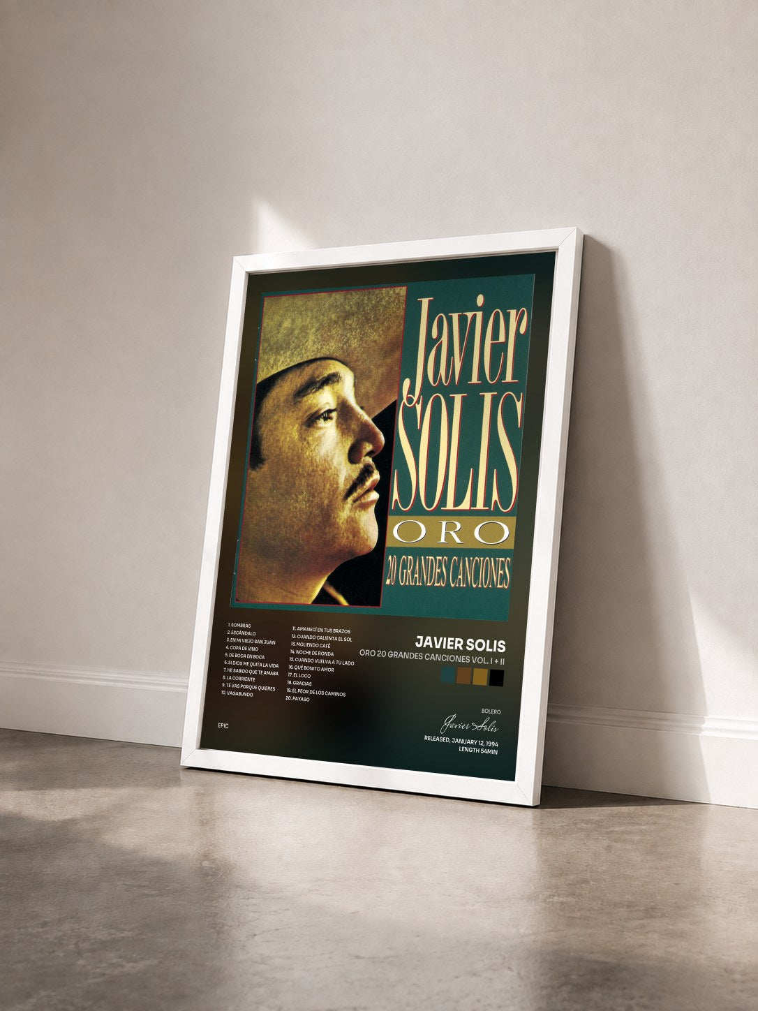 #blanc Tableau de l'album ORO 20 Grandes Canciones Vol. I + II de Javier Solis vu de trois quarts, cadre blanc