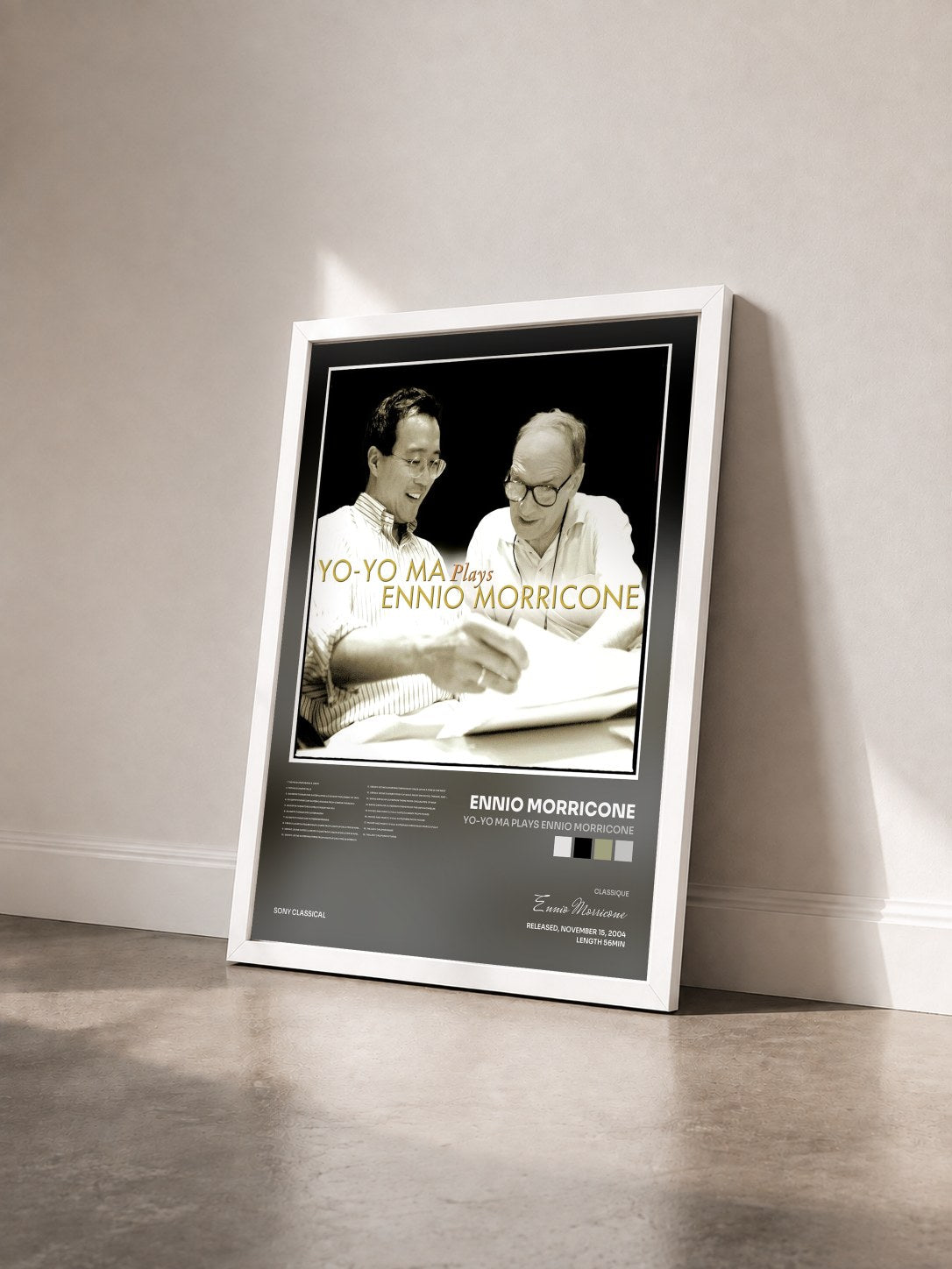 #blanc Tableau de l'album Yo-Yo Ma Plays Ennio Morricone de Ennio Morricone vu de trois quarts, cadre blanc