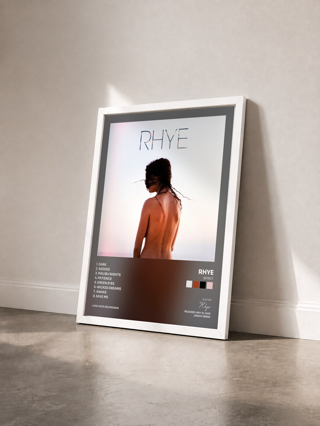#blanc Tableau de l'album Spirit de Rhye vu de trois quarts, cadre blanc