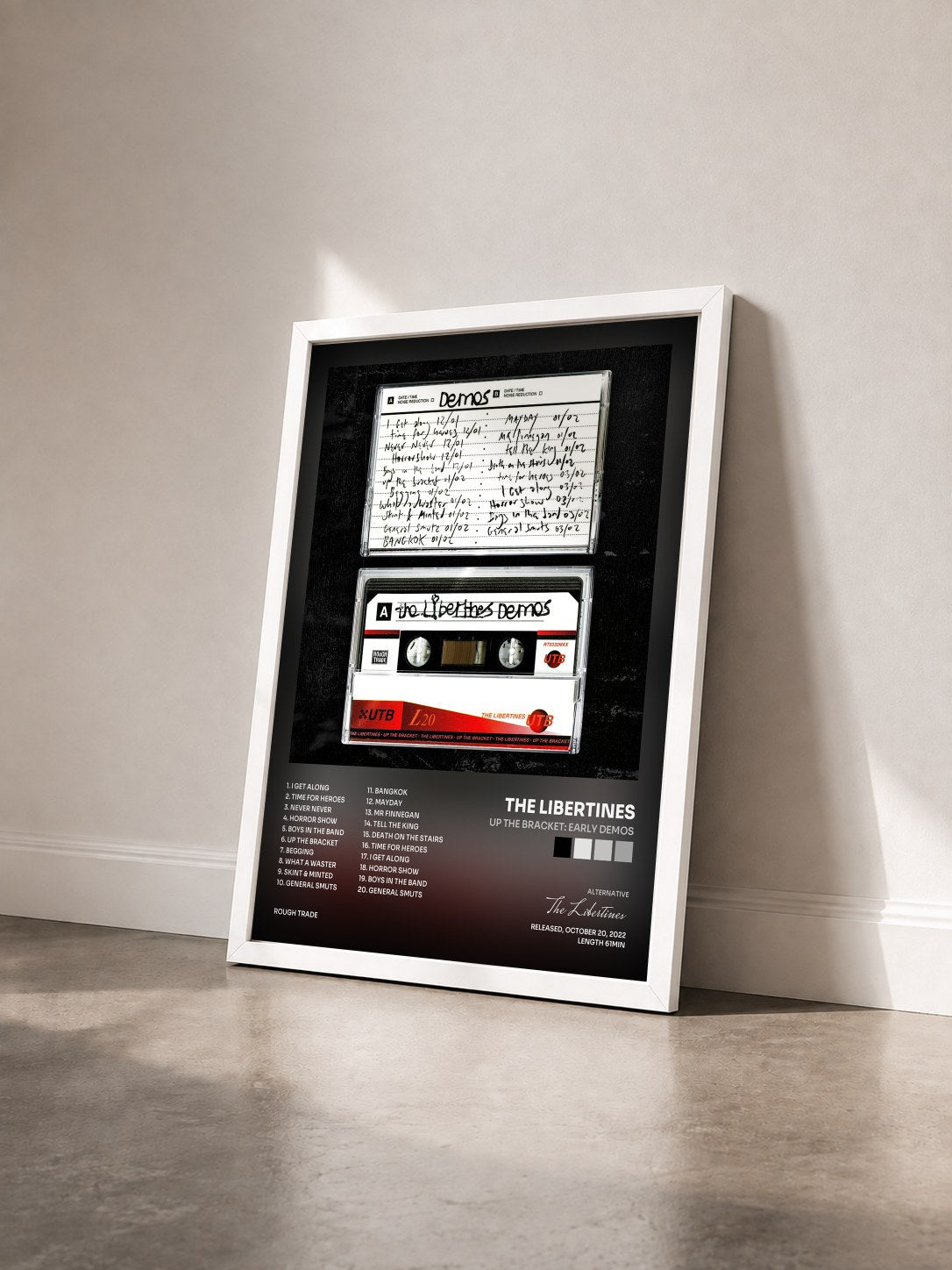 #blanc Tableau de l'album Up the Bracket: Early Demos de The Libertines vu de trois quarts, cadre blanc