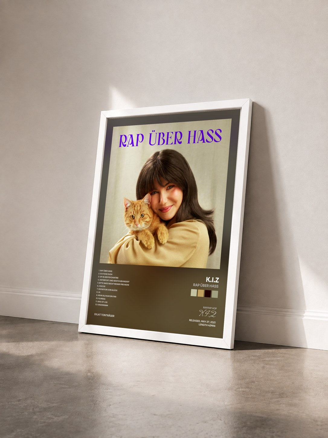 #blanc Tableau de l'album Rap über Hass de K.I.Z vu de trois quarts, cadre blanc