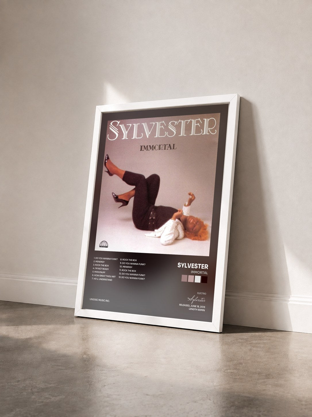 #blanc Tableau de l'album Immortal de Sylvester vu de trois quarts, cadre blanc