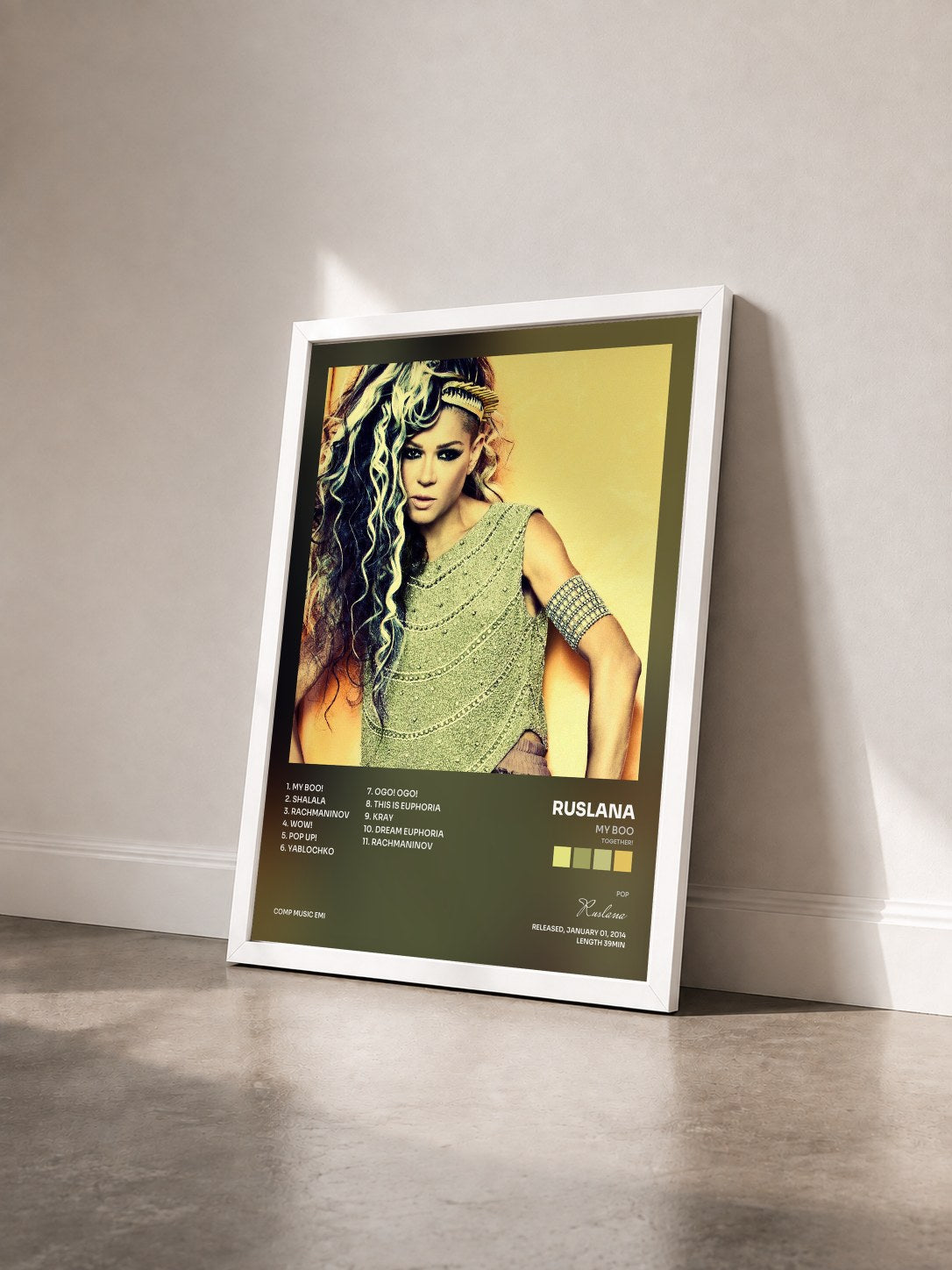 #blanc Tableau de l'album My Boo (Together!) de Ruslana vu de trois quarts, cadre blanc