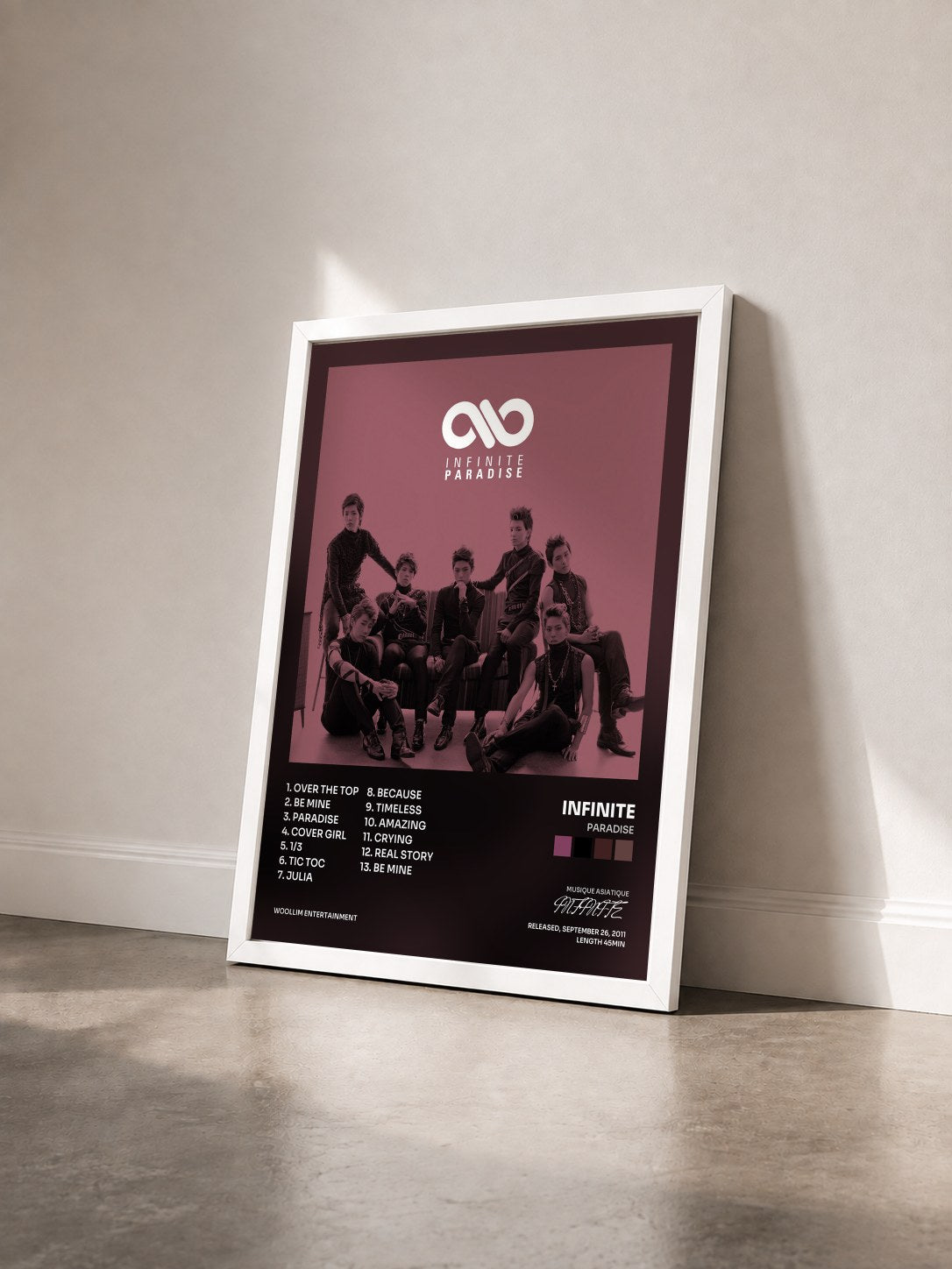 #blanc Tableau de l'album Paradise de INFINITE vu de trois quarts, cadre blanc