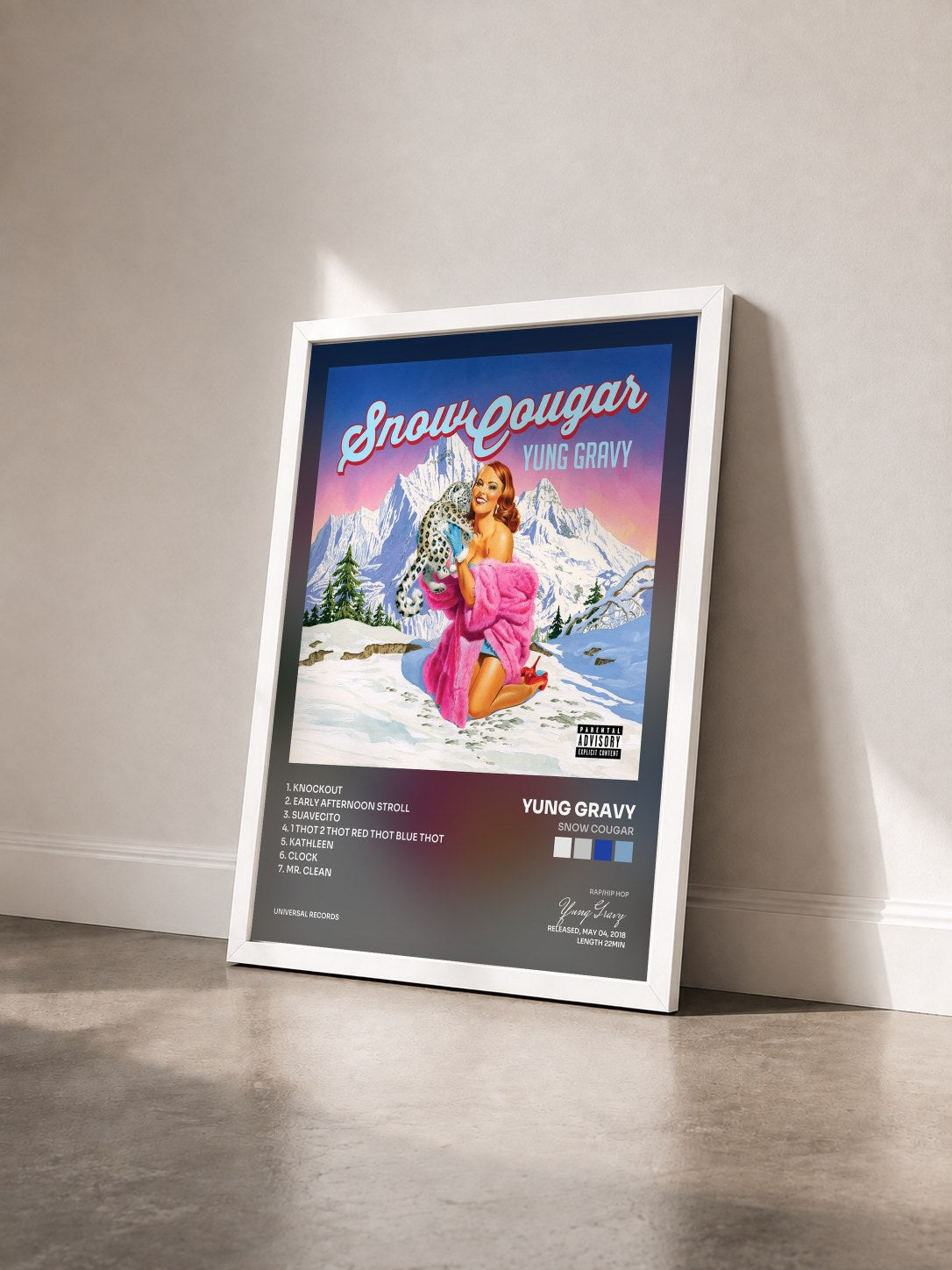 #blanc Tableau de l'album Snow Cougar de Yung Gravy vu de trois quarts, cadre blanc