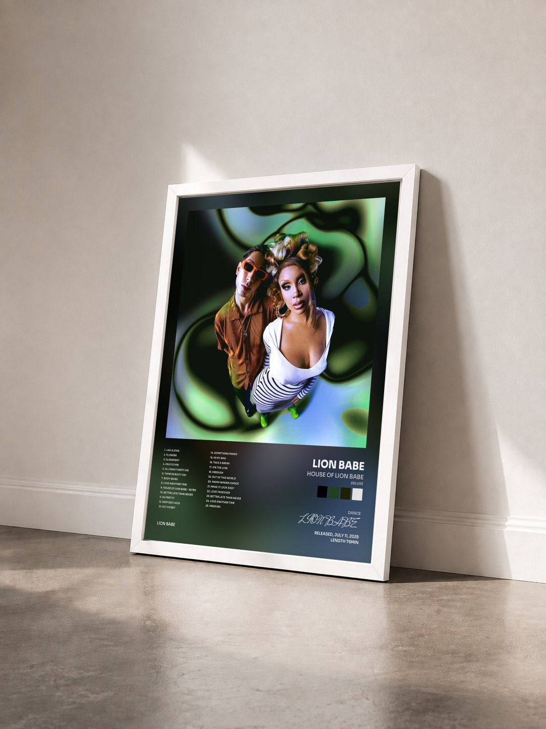 #blanc Tableau de l'album House of LION BABE (Deluxe) de LION BABE vu de trois quarts, cadre blanc