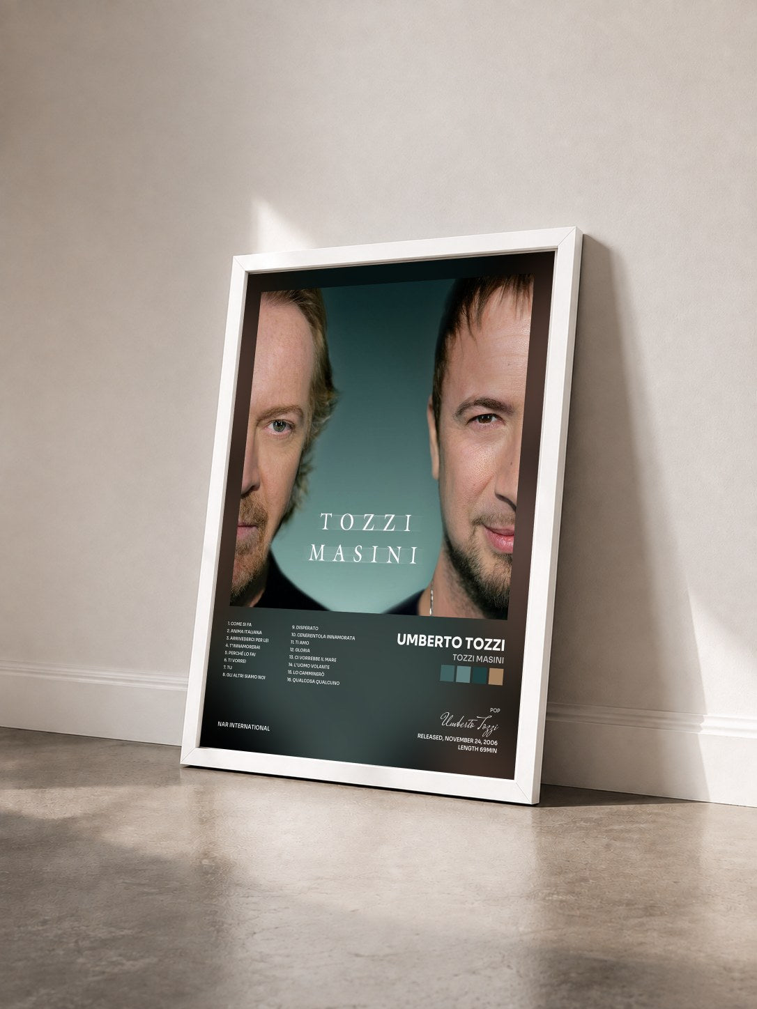 #blanc Tableau de l'album Tozzi Masini de Umberto Tozzi vu de trois quarts, cadre blanc