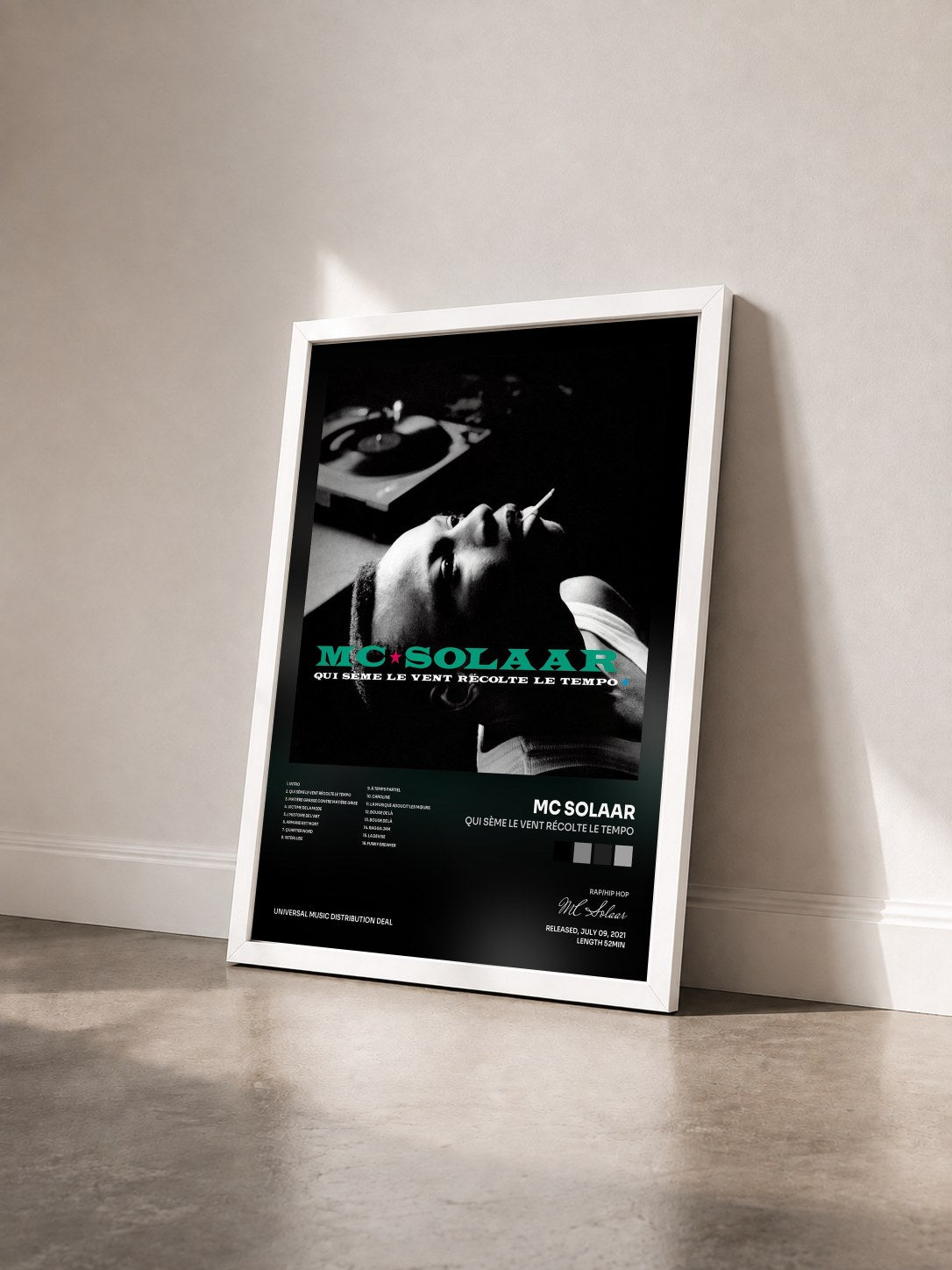 #blanc Tableau de l'album Qui sème le vent récolte le tempo de MC Solaar vu de trois quarts, cadre blanc