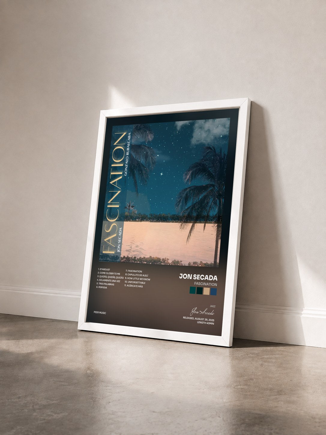 #blanc Tableau de l'album Fascination de Jon Secada vu de trois quarts, cadre blanc