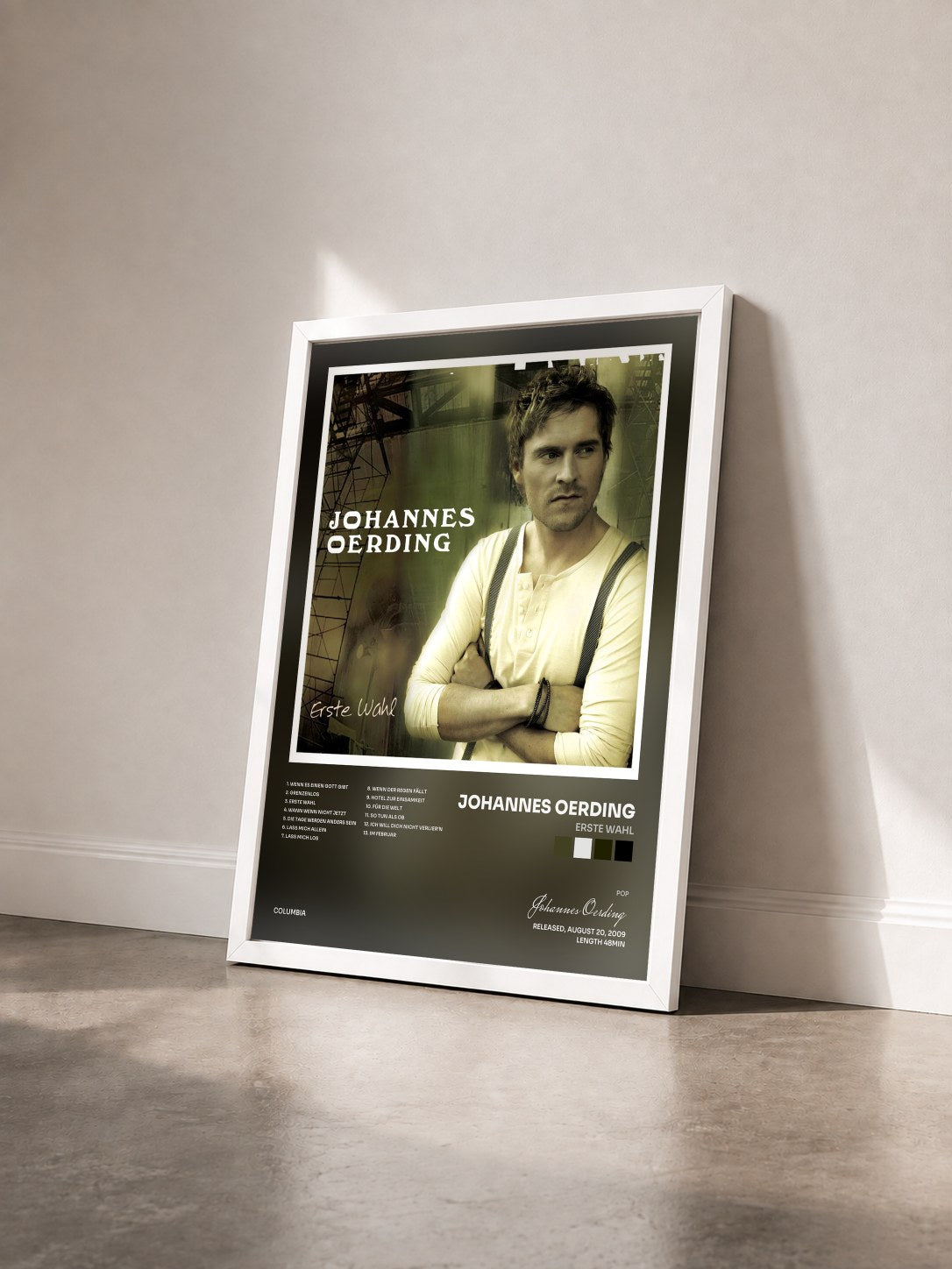 #blanc Tableau de l'album Erste Wahl de Johannes Oerding vu de trois quarts, cadre blanc