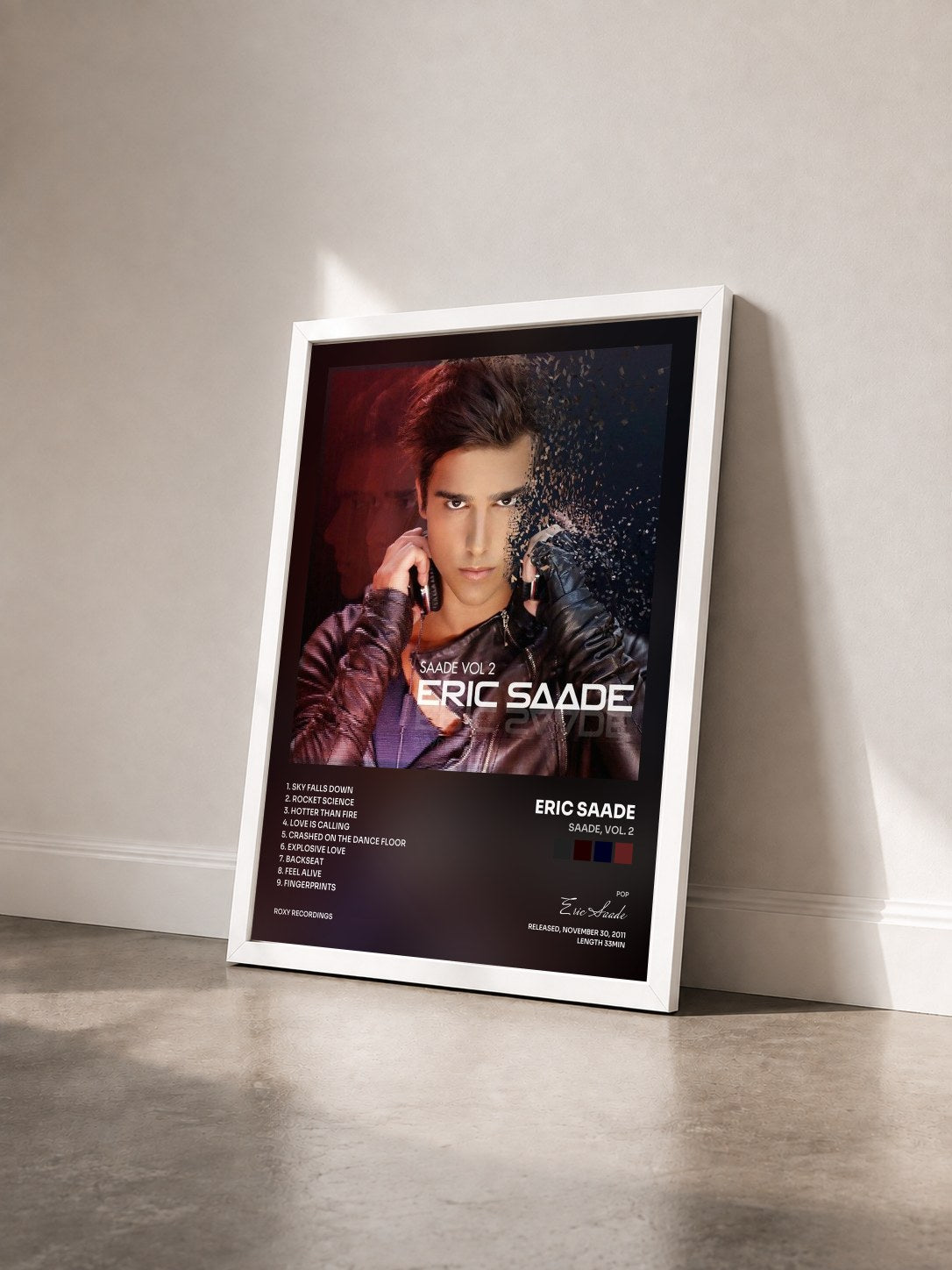 #blanc Tableau de l'album Saade, Vol. 2 de Eric Saade vu de trois quarts, cadre blanc