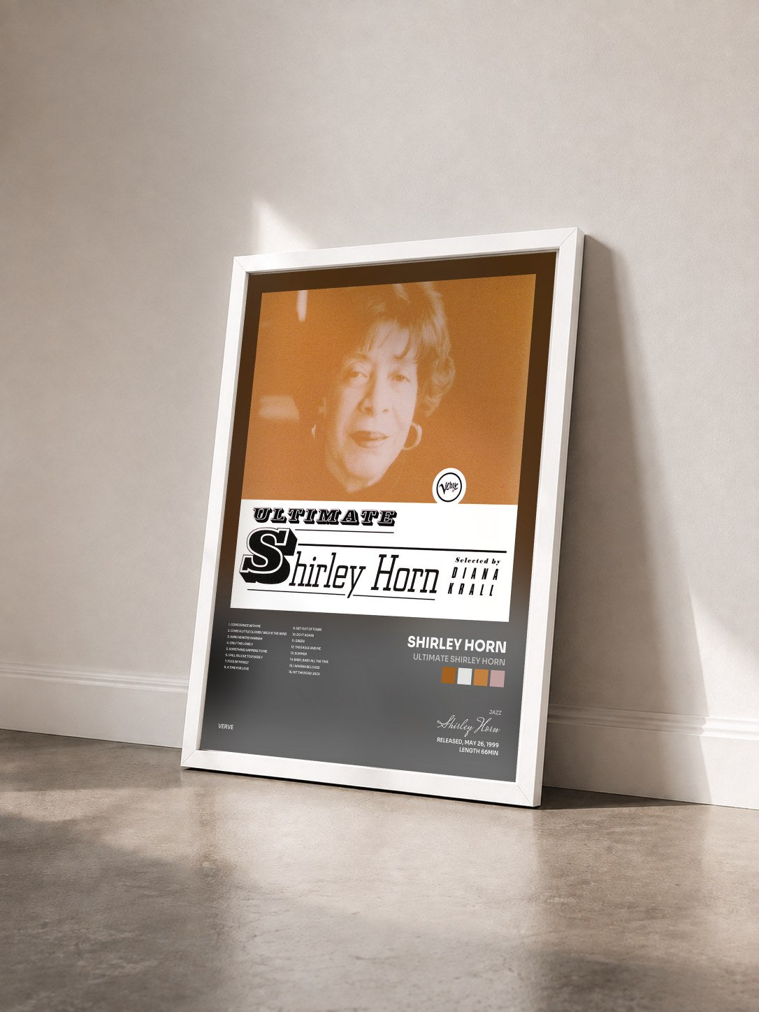 #blanc Tableau de l'album Ultimate Shirley Horn de Shirley Horn vu de trois quarts, cadre blanc