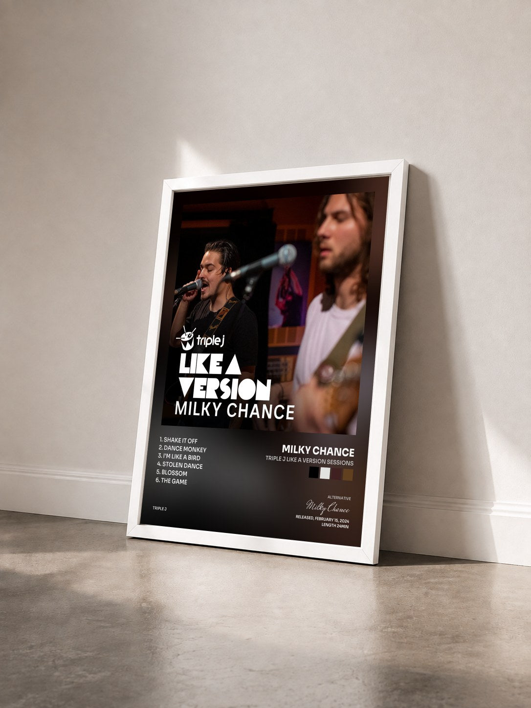 #blanc Tableau de l'album triple j Like A Version Sessions de Milky Chance vu de trois quarts, cadre blanc