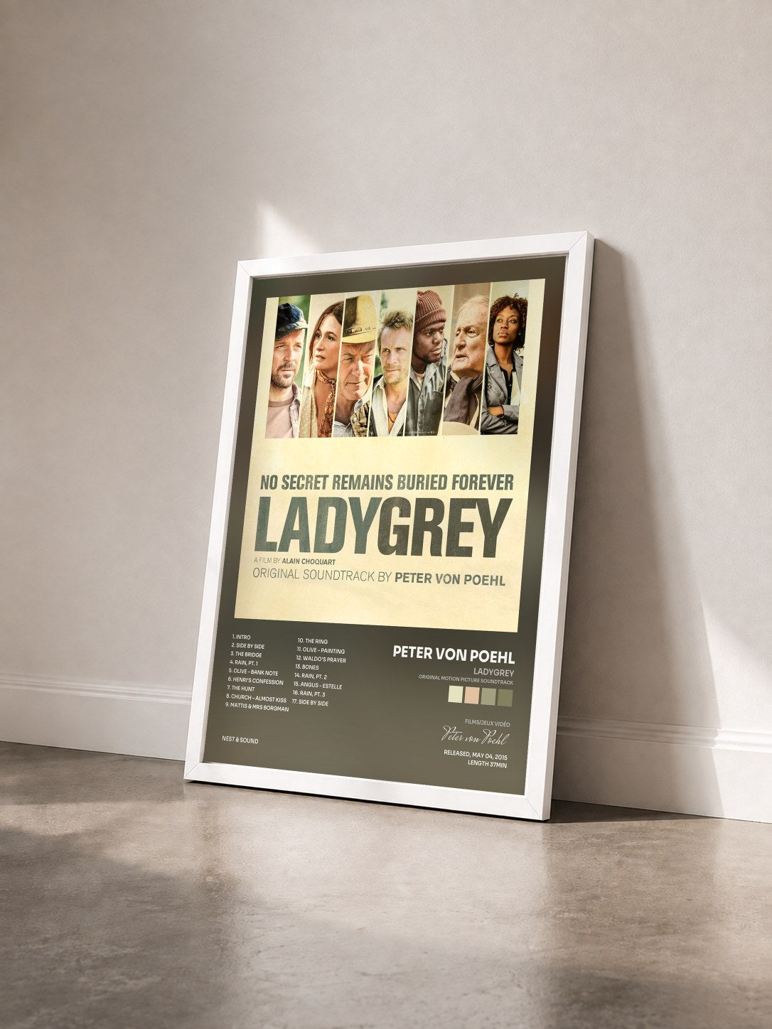 #blanc Tableau de l'album Ladygrey (Original Motion Picture Soundtrack) de Peter von Poehl vu de trois quarts, cadre blanc
