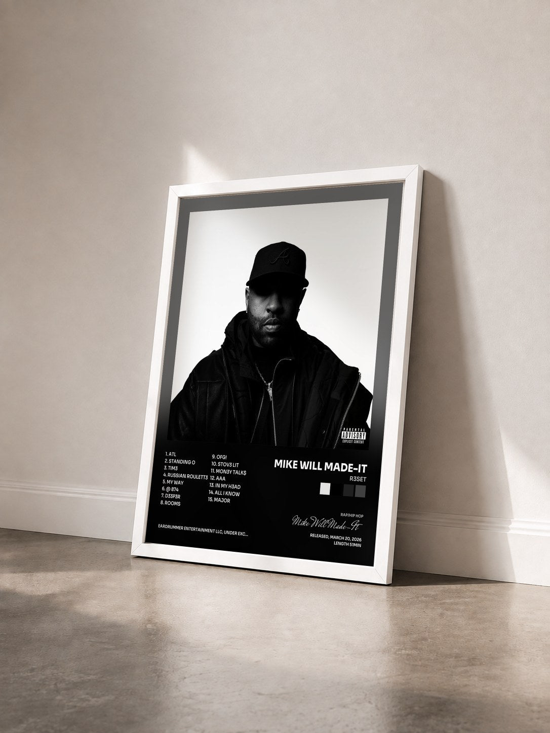#blanc Tableau de l'album R3SET de Mike Will Made-It vu de trois quarts, cadre blanc