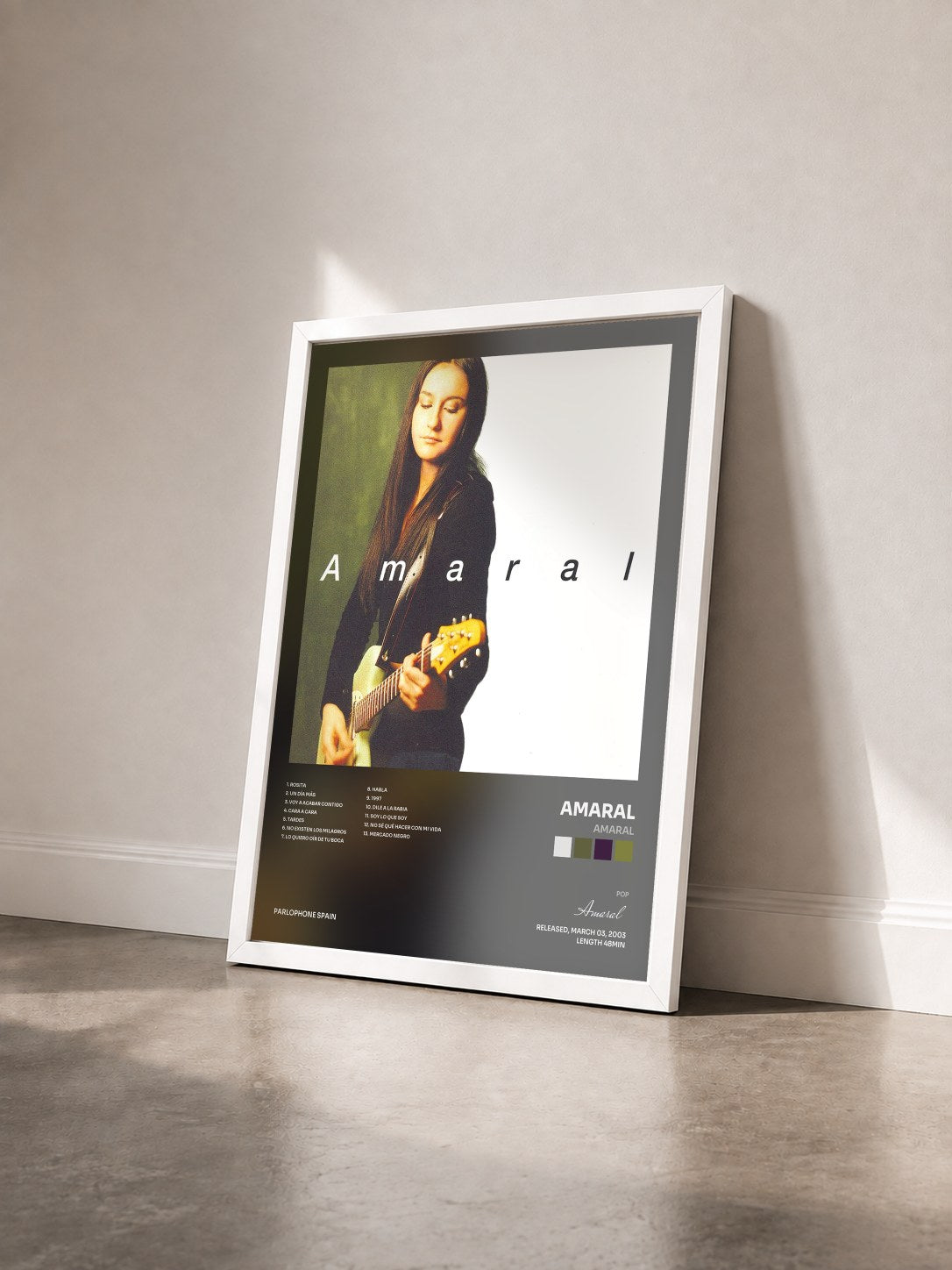 #blanc Tableau de l'album Amaral de Amaral vu de trois quarts, cadre blanc