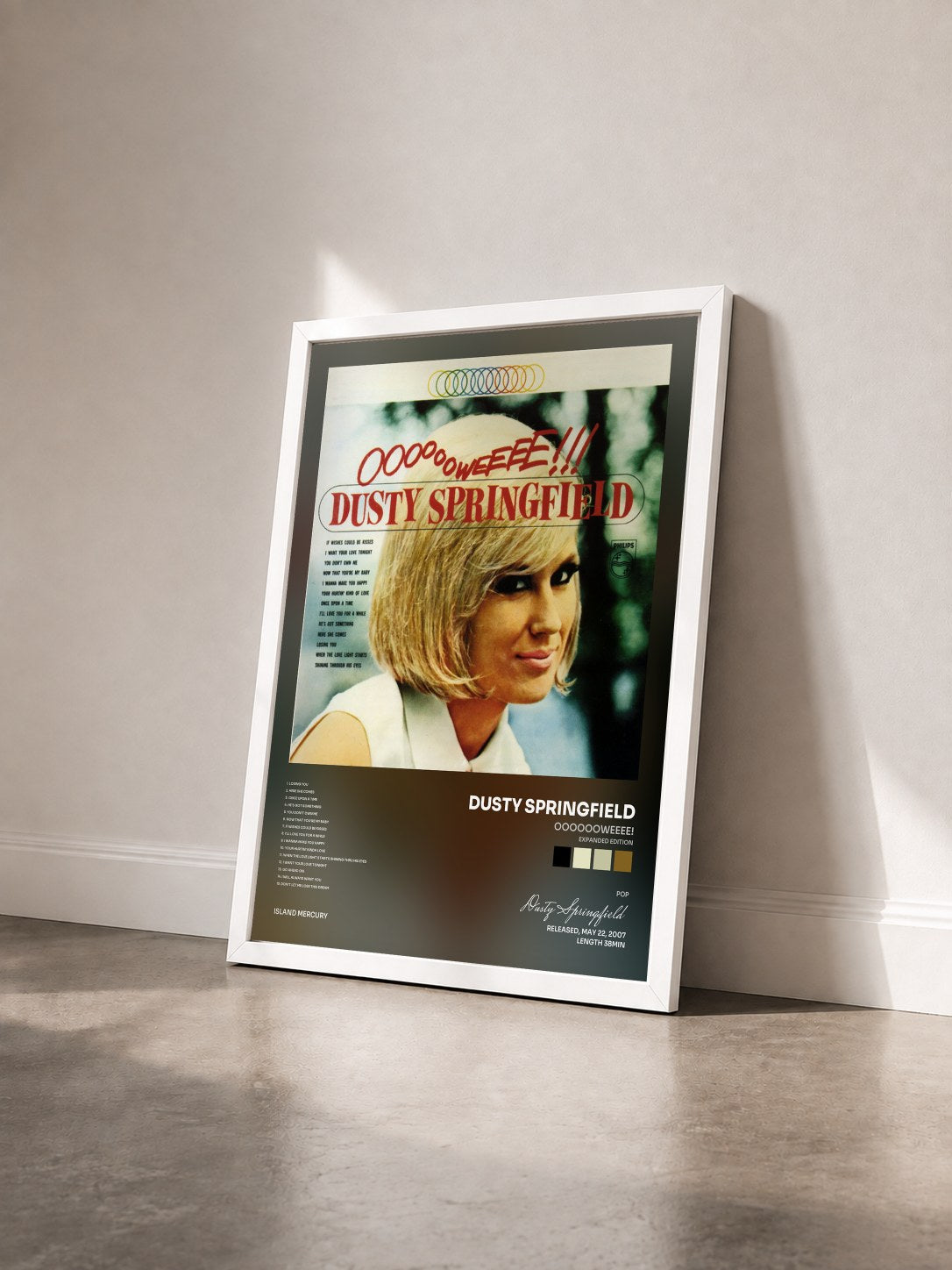 #blanc Tableau de l'album Ooooooweeee! (Expanded Edition) de Dusty Springfield vu de trois quarts, cadre blanc