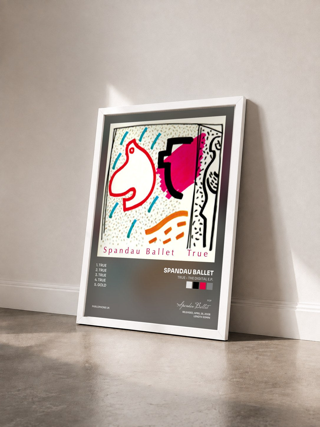 #blanc Tableau de l'album True - The Digital E.P. de Spandau Ballet vu de trois quarts, cadre blanc