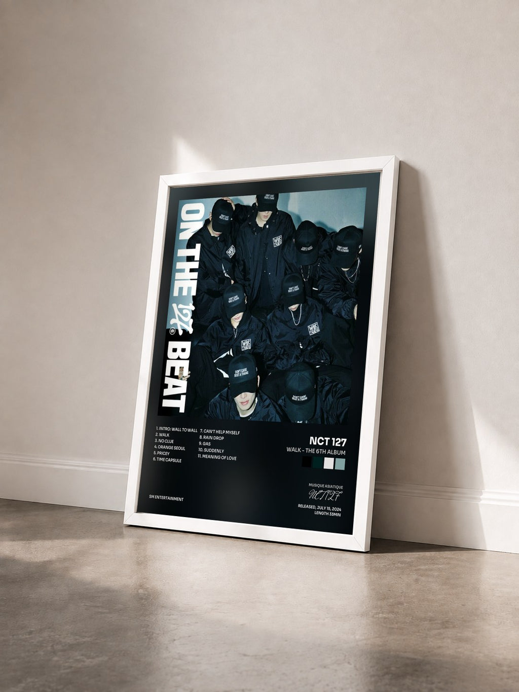 #blanc Tableau de l'album WALK - The 6th Album de NCT 127 vu de trois quarts, cadre blanc
