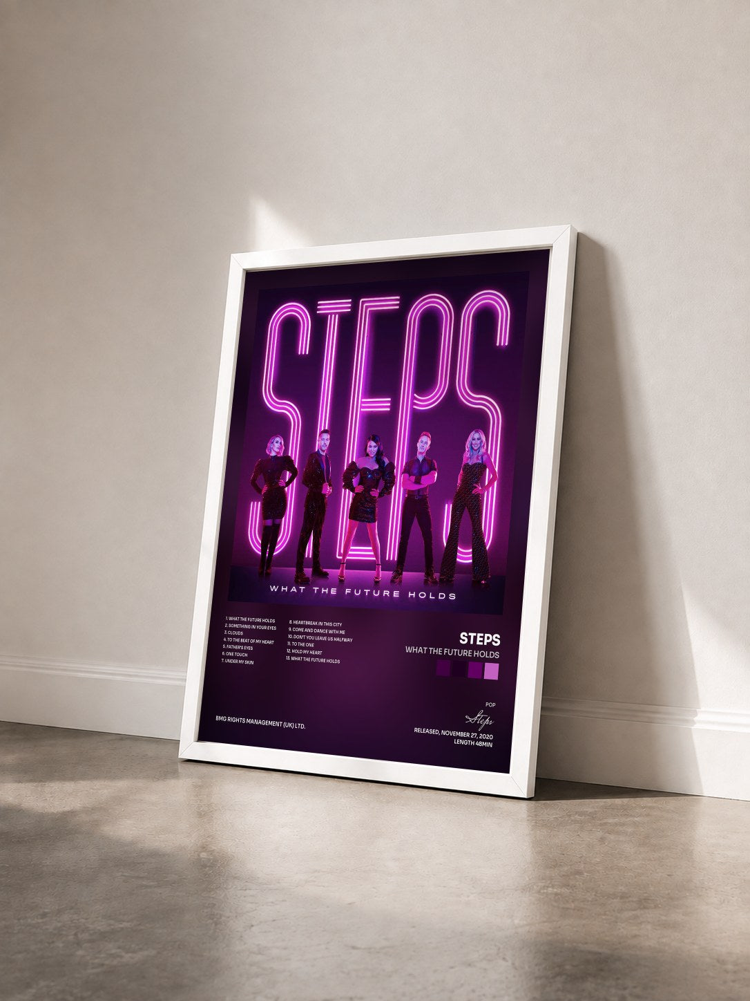#blanc Tableau de l'album What the Future Holds de Steps vu de trois quarts, cadre blanc