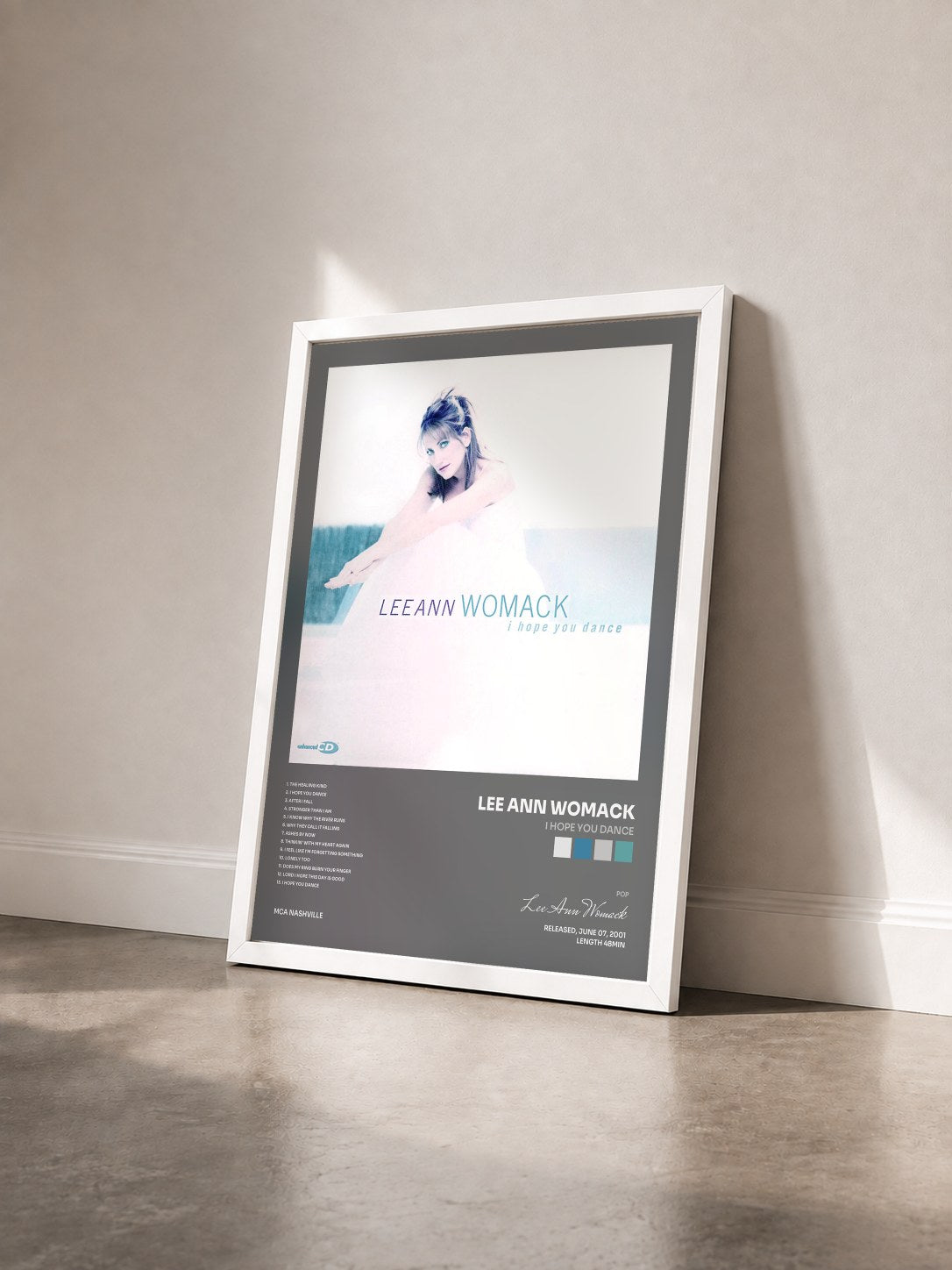 #blanc Tableau de l'album I Hope You Dance de Lee Ann Womack vu de trois quarts, cadre blanc