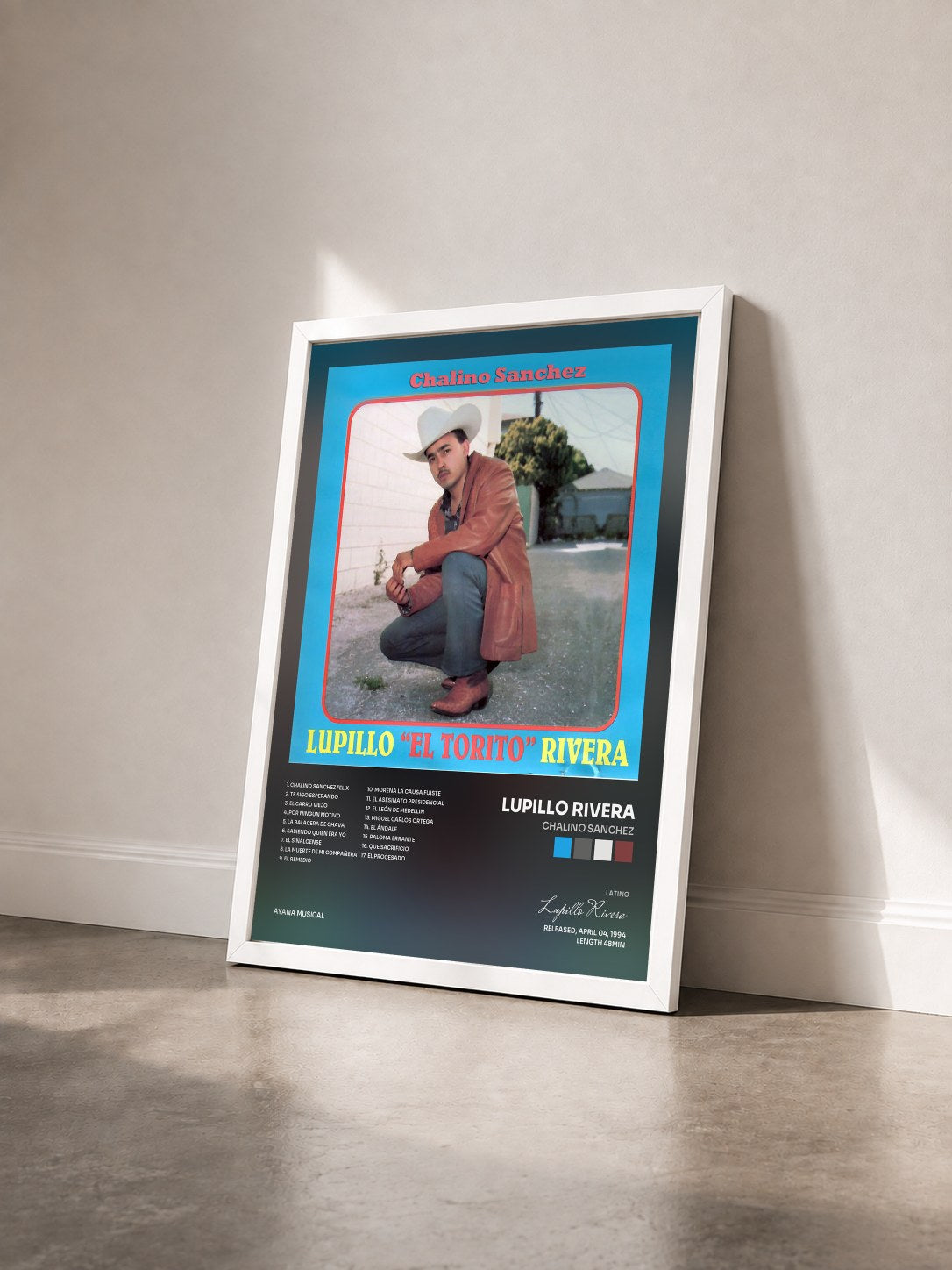 #blanc Tableau de l'album Chalino Sanchez de Lupillo Rivera vu de trois quarts, cadre blanc