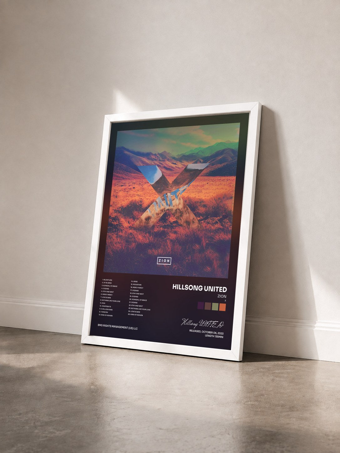 #blanc Tableau de l'album Zion (X) de Hillsong UNITED vu de trois quarts, cadre blanc