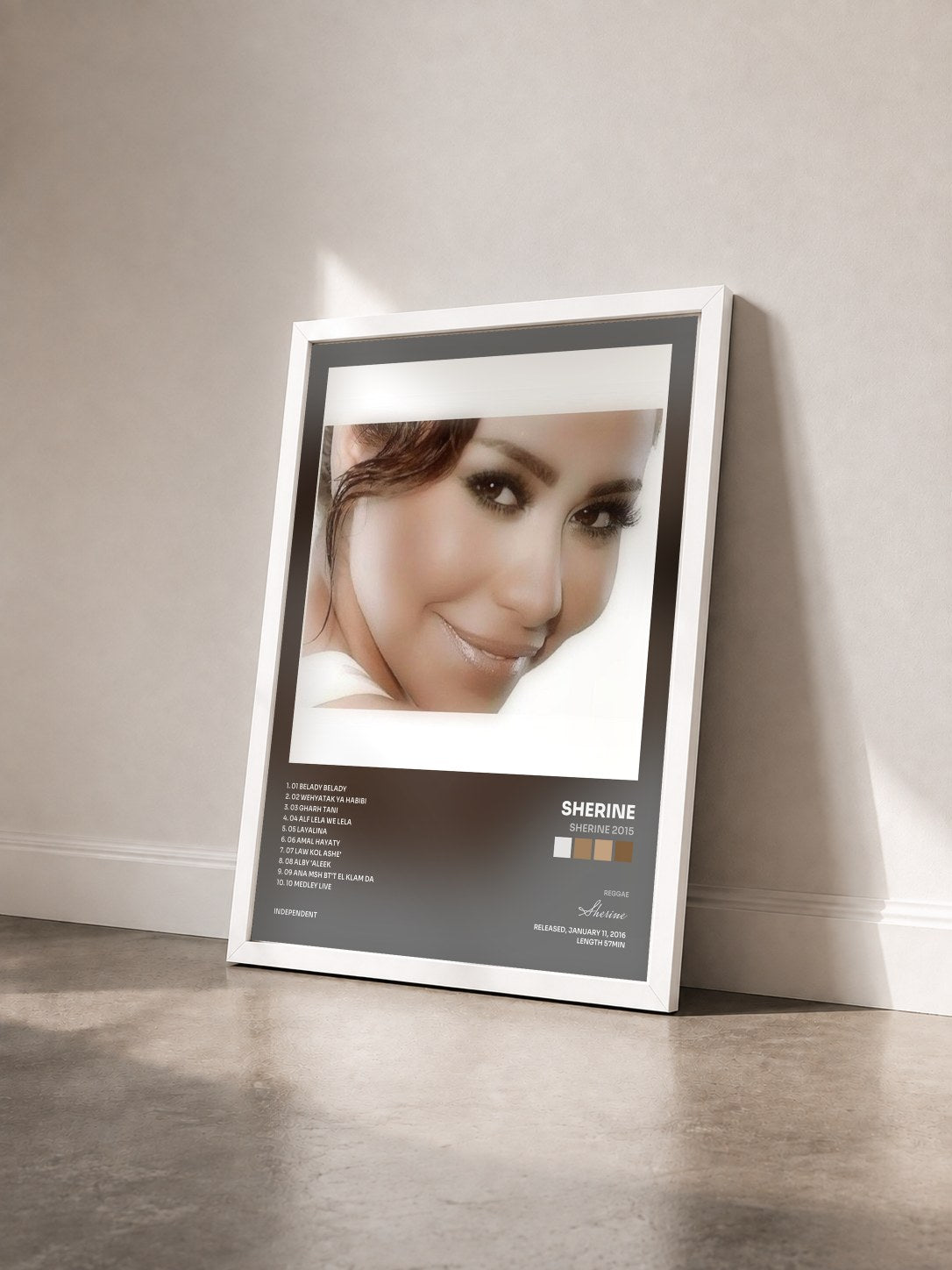 #blanc Tableau de l'album Sherine 2015 de Sherine vu de trois quarts, cadre blanc