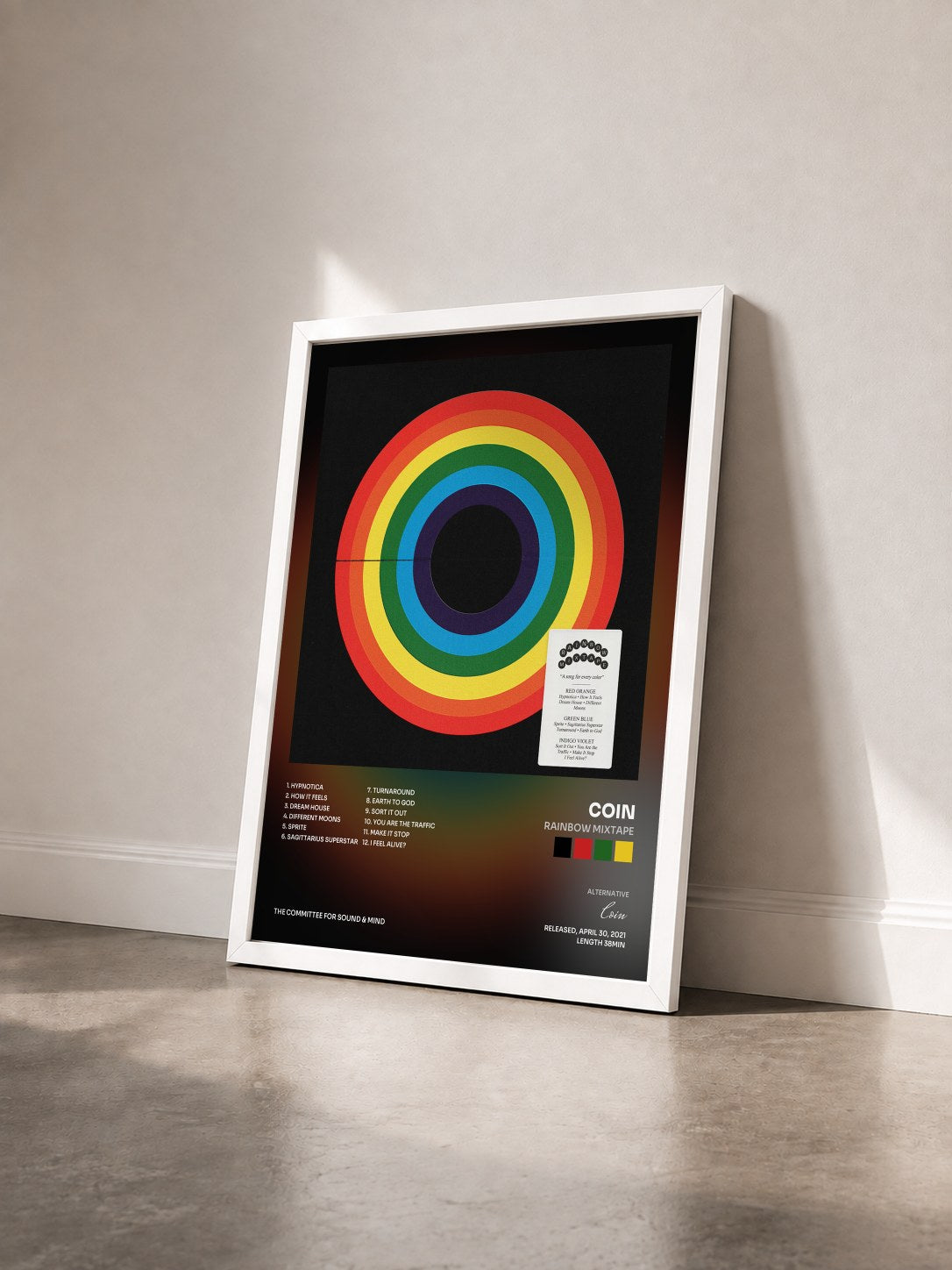 #blanc Tableau de l'album Rainbow Mixtape de Coin vu de trois quarts, cadre blanc