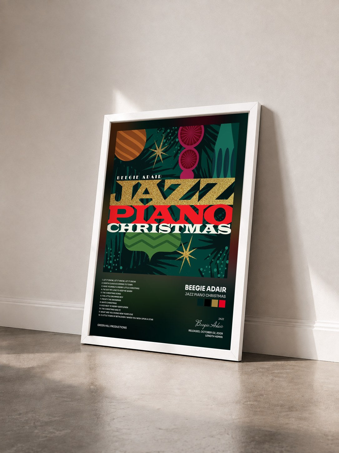 #blanc Tableau de l'album Jazz Piano Christmas de Beegie Adair vu de trois quarts, cadre blanc