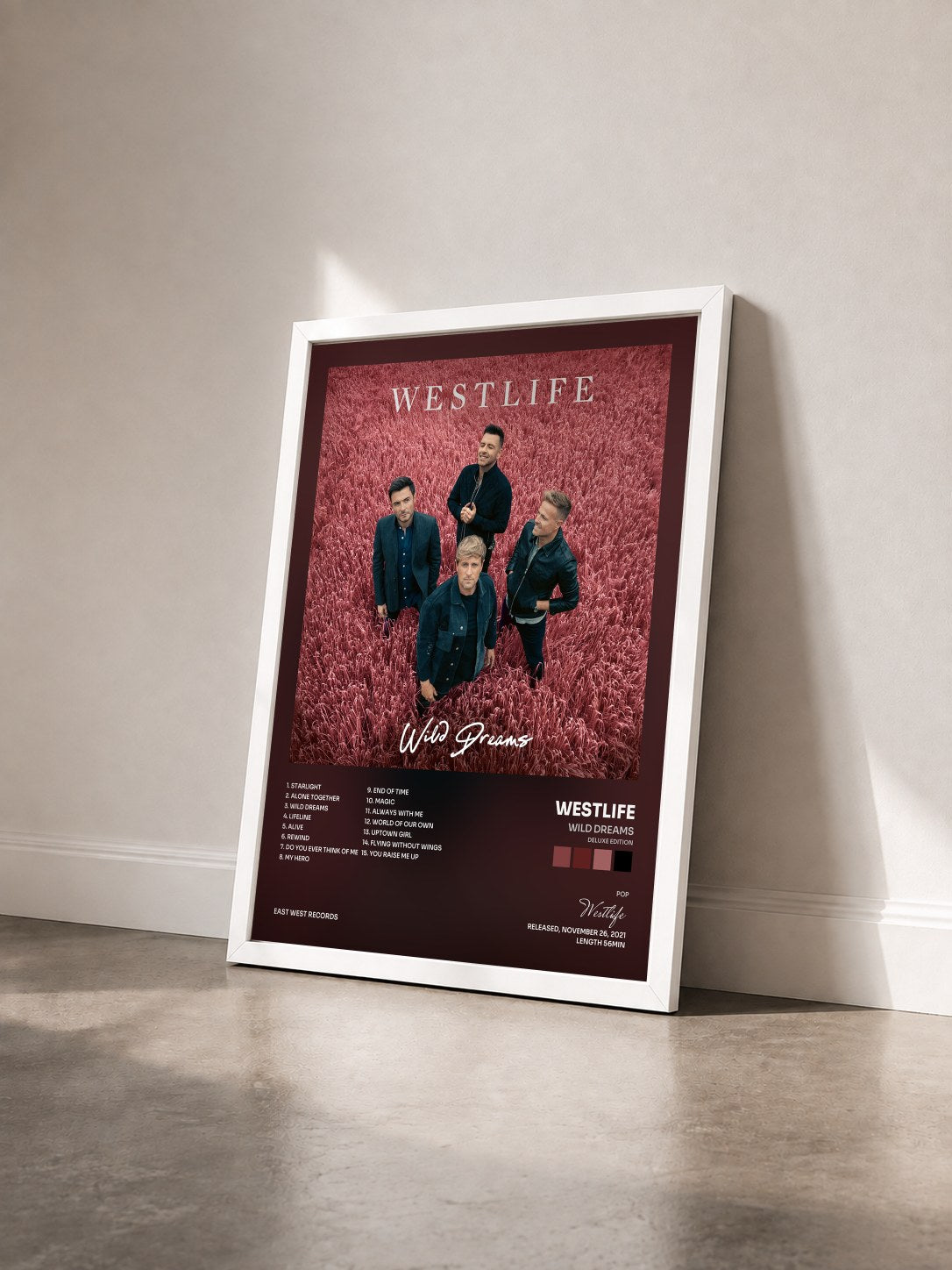 #blanc Tableau de l'album Wild Dreams (Deluxe Edition) de Westlife vu de trois quarts, cadre blanc