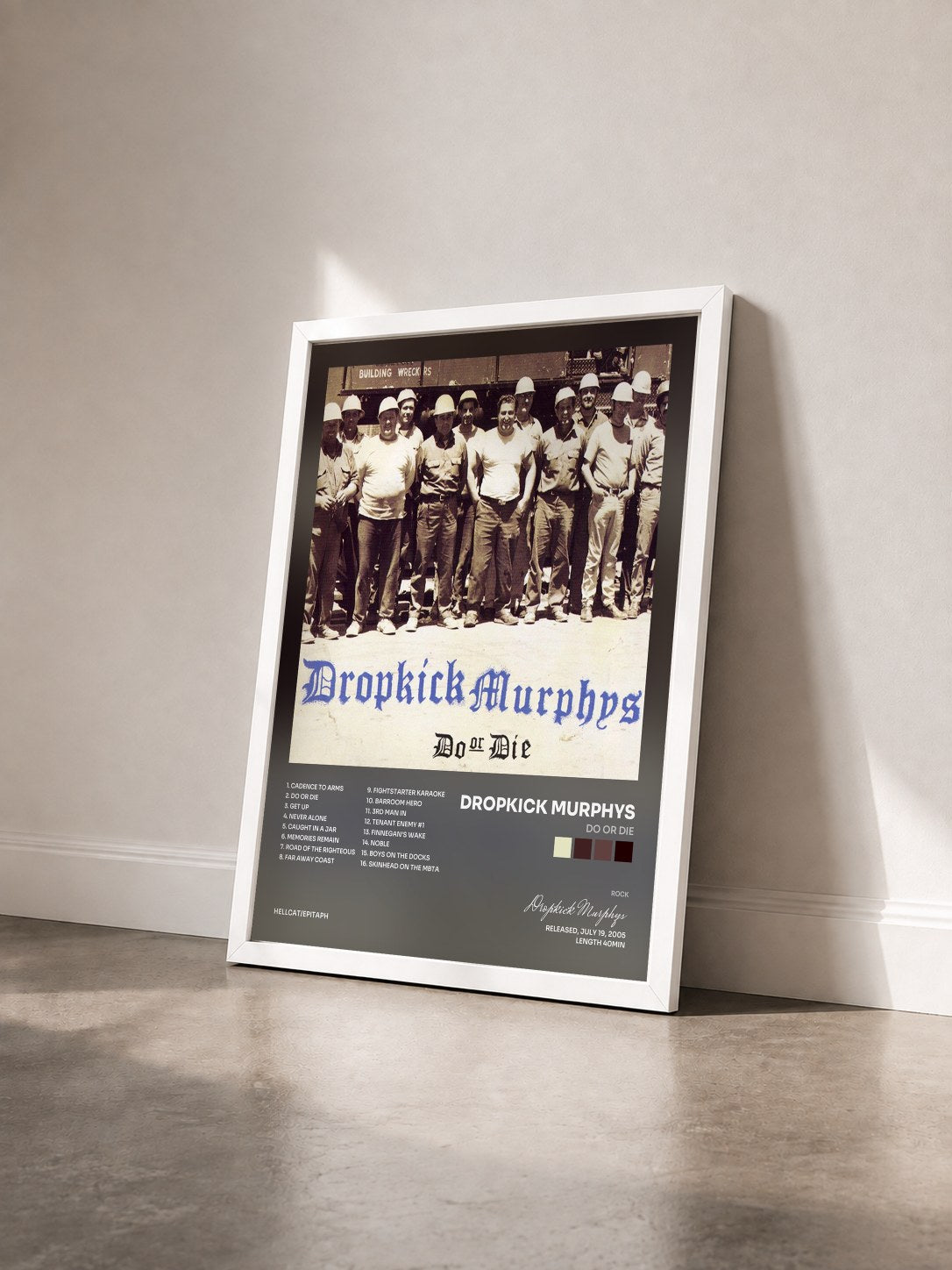 #blanc Tableau de l'album Do Or Die de Dropkick Murphys vu de trois quarts, cadre blanc