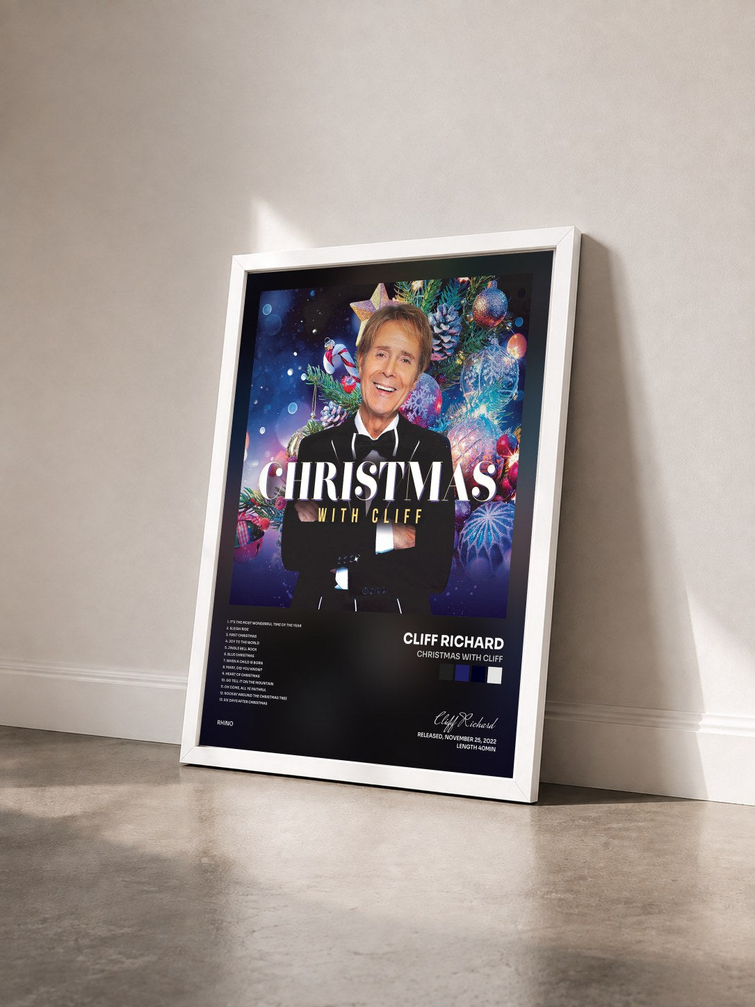 #blanc Tableau de l'album Christmas with Cliff de Cliff Richard vu de trois quarts, cadre blanc
