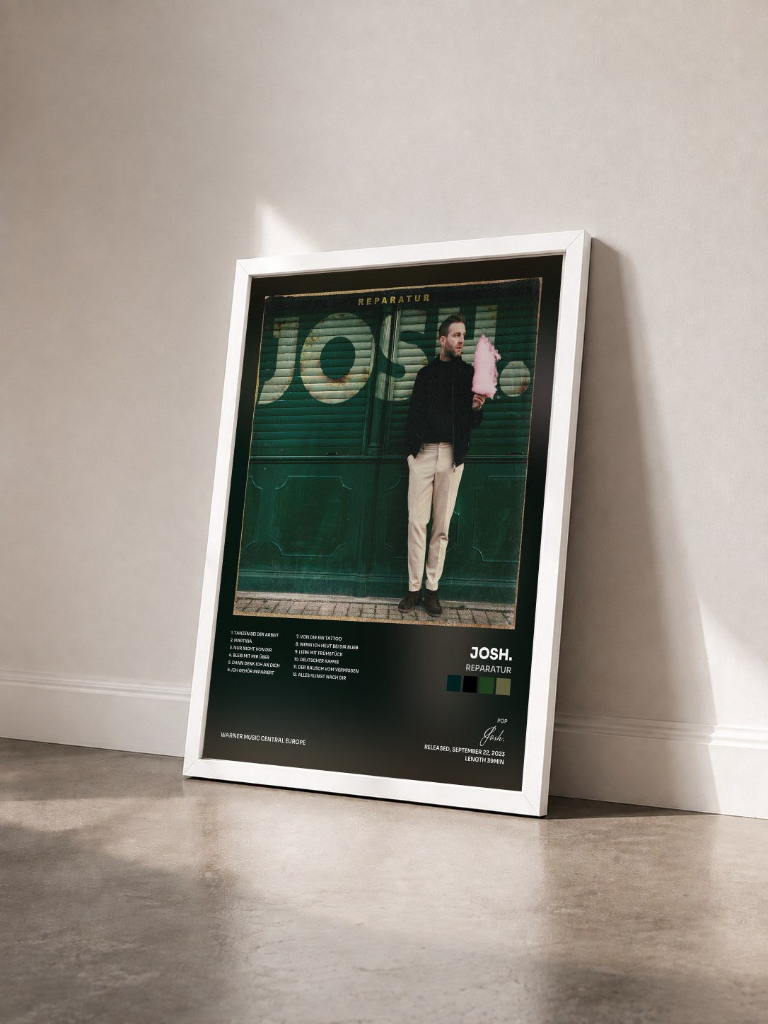 #blanc Tableau de l'album Reparatur de Josh. vu de trois quarts, cadre blanc