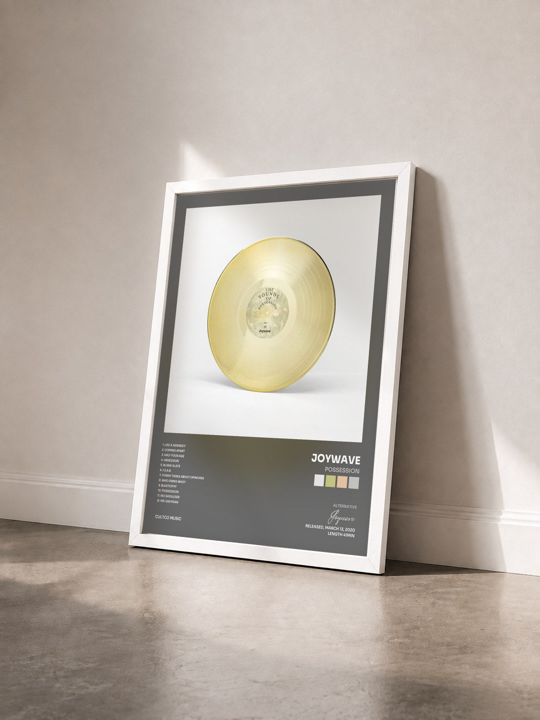 #blanc Tableau de l'album Possession de Joywave vu de trois quarts, cadre blanc