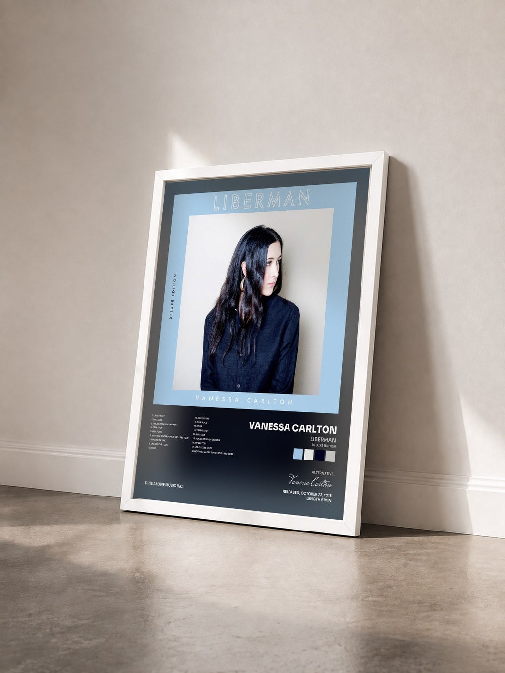 #blanc Tableau de l'album Liberman (Deluxe Edition) de Vanessa Carlton vu de trois quarts, cadre blanc