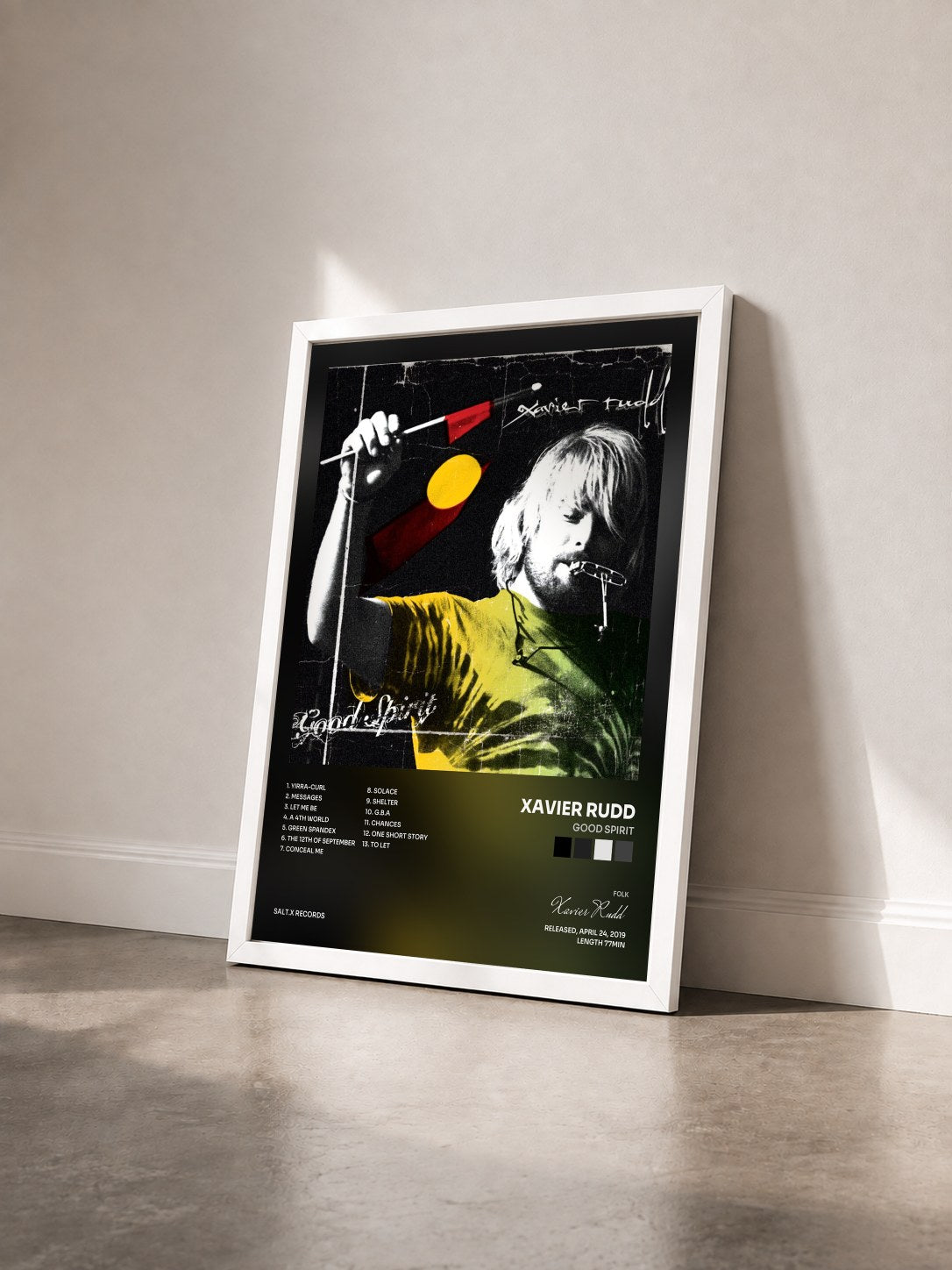 #blanc Tableau de l'album Good Spirit de Xavier Rudd vu de trois quarts, cadre blanc