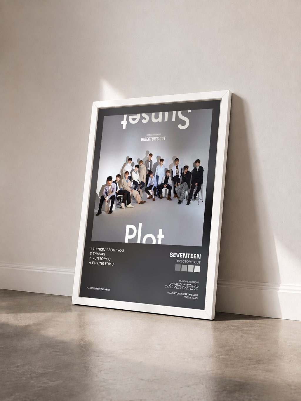 #blanc Tableau de l'album DIRECTOR'S CUT de SEVENTEEN vu de trois quarts, cadre blanc