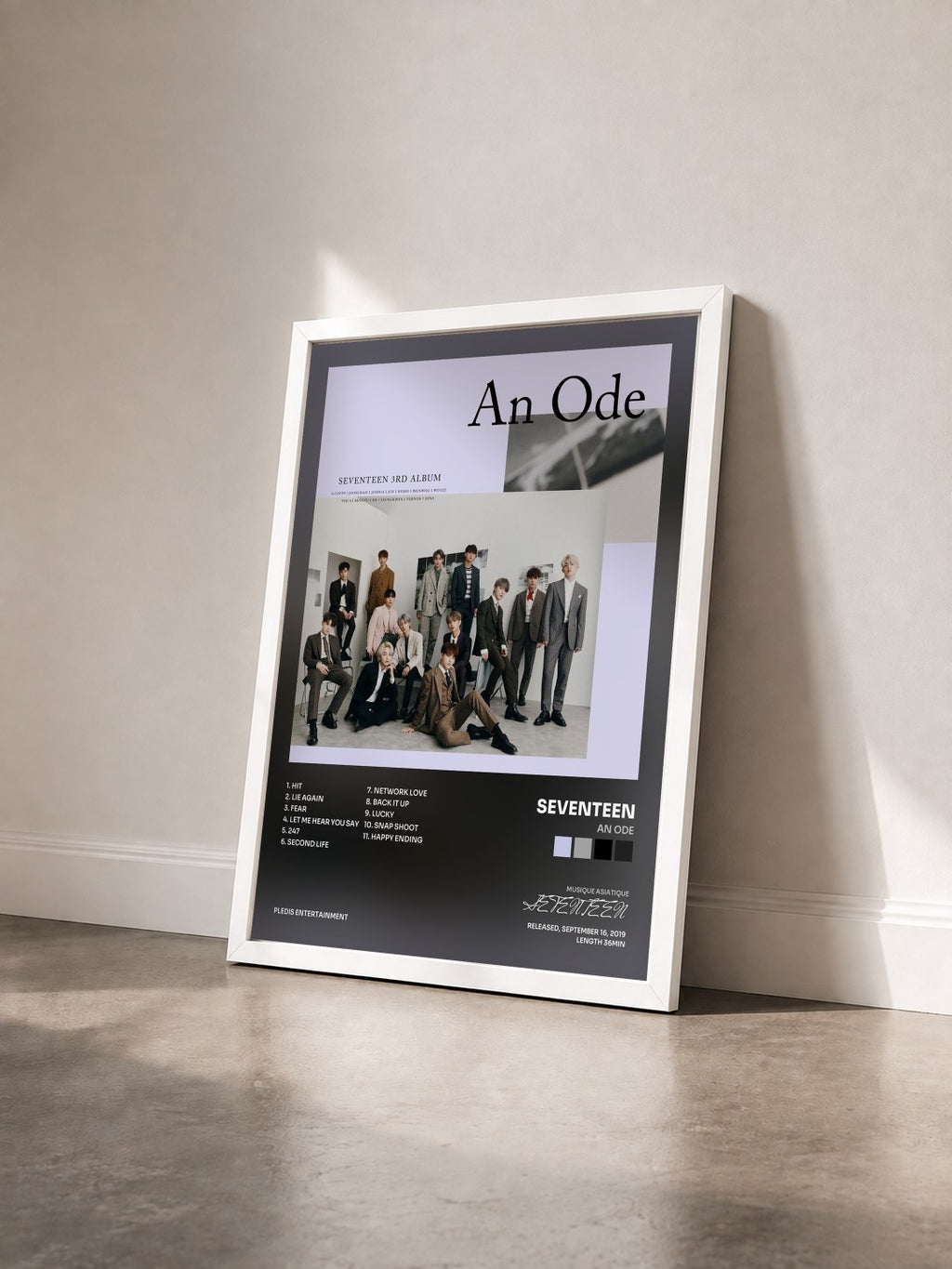 #blanc Tableau de l'album An Ode de SEVENTEEN vu de trois quarts, cadre blanc