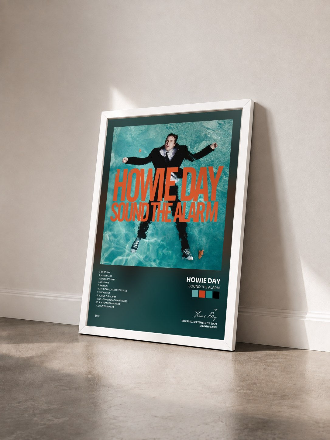 #blanc Tableau de l'album Sound The Alarm de Howie Day vu de trois quarts, cadre blanc