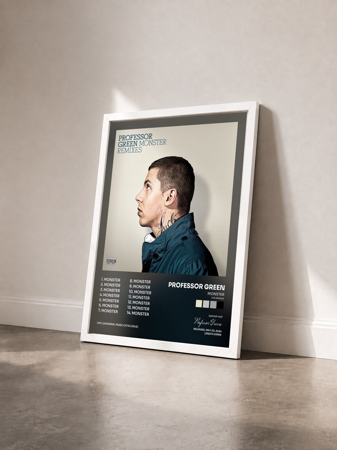 #blanc Tableau de l'album Monster (The Remixes) de Professor Green vu de trois quarts, cadre blanc