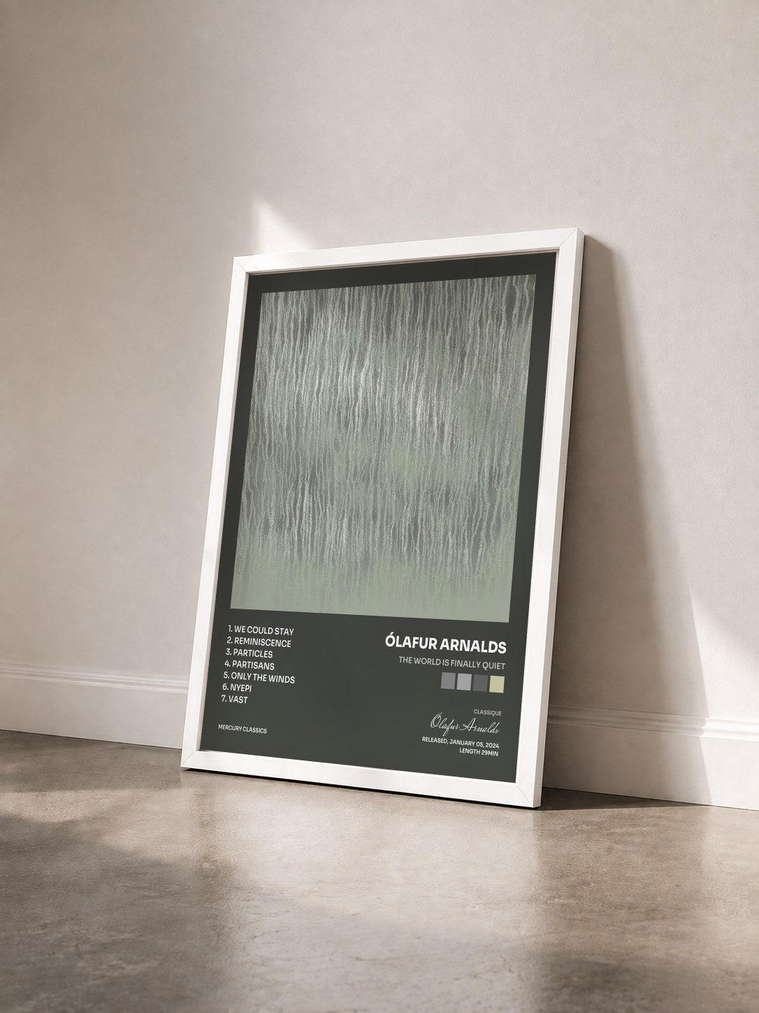 #blanc Tableau de l'album the world is finally quiet de Ólafur Arnalds vu de trois quarts, cadre blanc