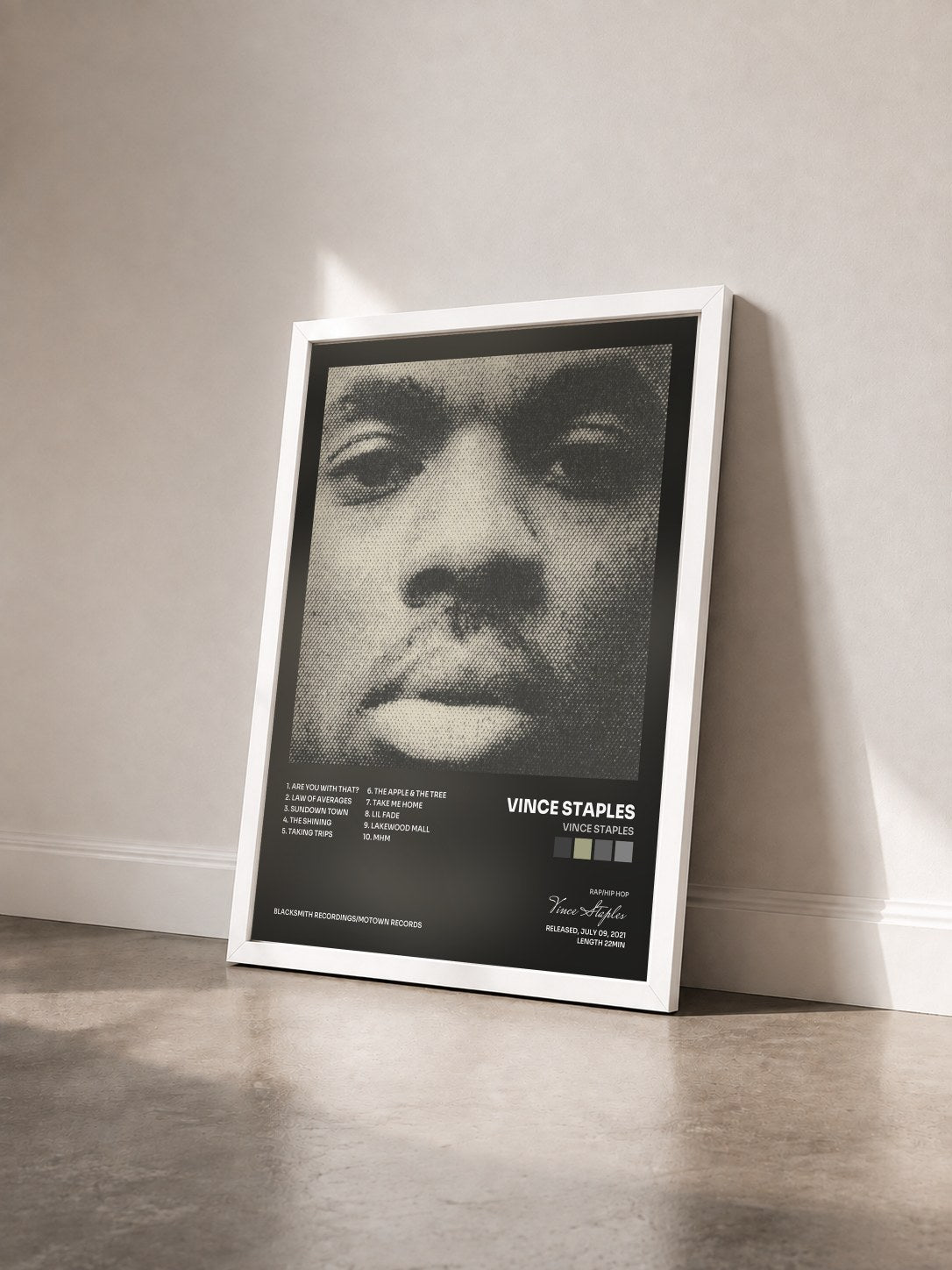#blanc Tableau de l'album Vince Staples de Vince Staples vu de trois quarts, cadre blanc