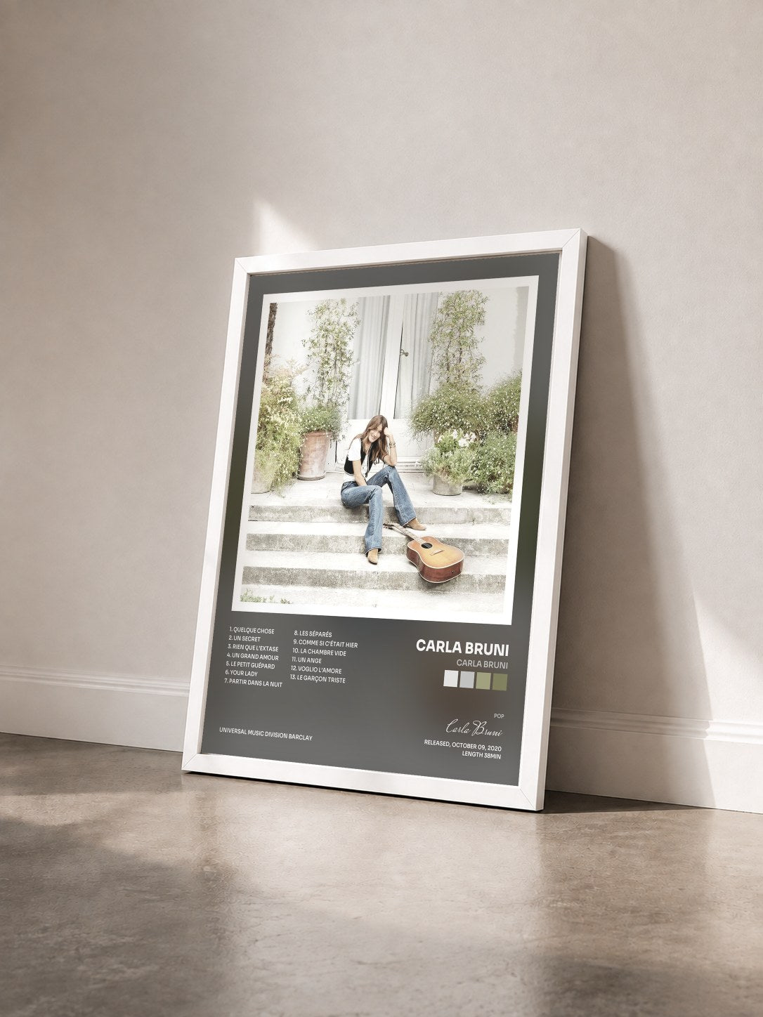 #blanc Tableau de l'album Carla Bruni de Carla Bruni vu de trois quarts, cadre blanc