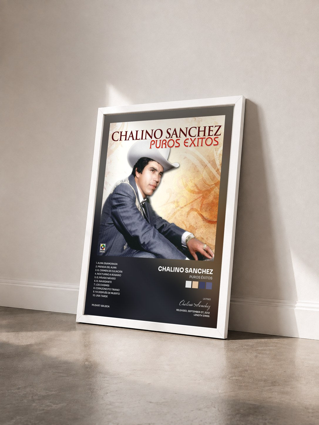#blanc Tableau de l'album Puros Éxitos de Chalino Sanchez vu de trois quarts, cadre blanc