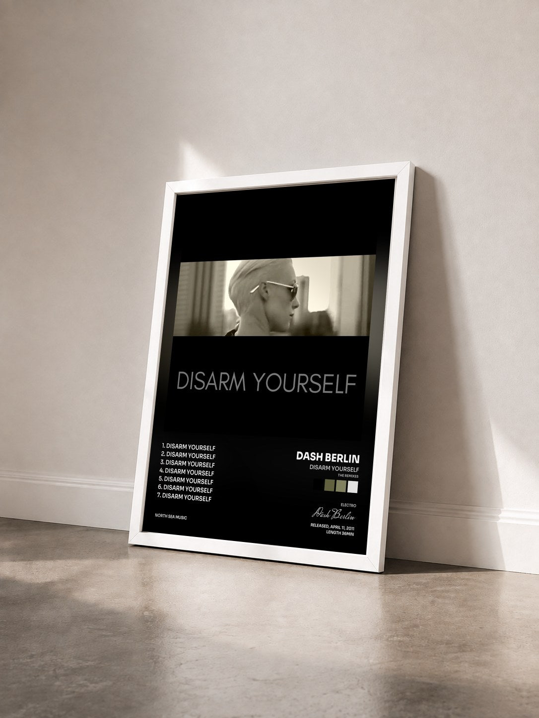 #blanc Tableau de l'album Disarm Yourself (The Remixes) de Dash Berlin vu de trois quarts, cadre blanc